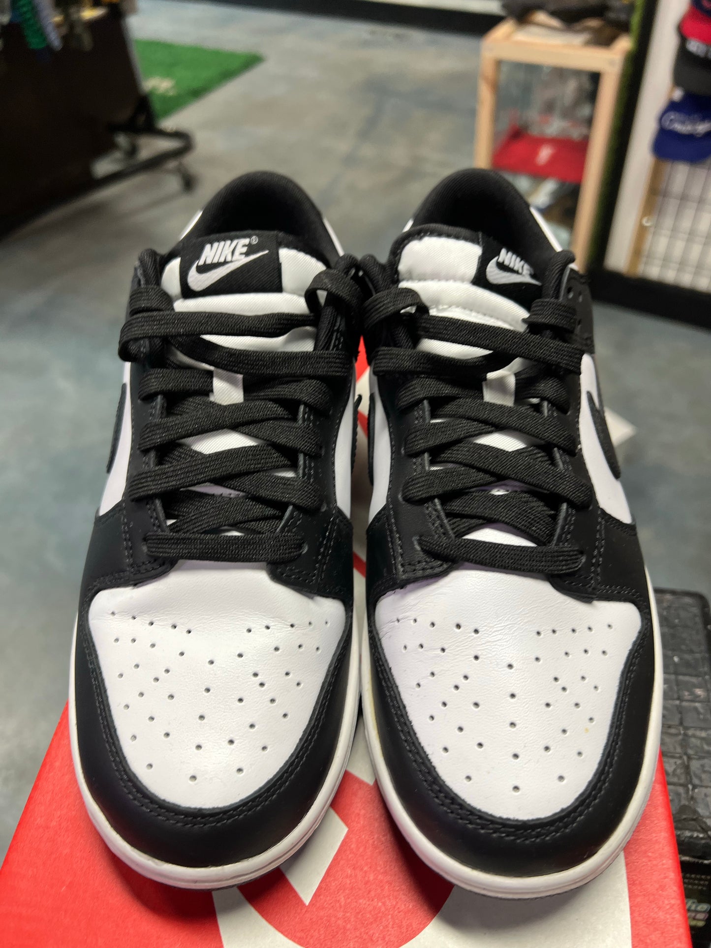 Nike Dunk Low Retro White Black Panda