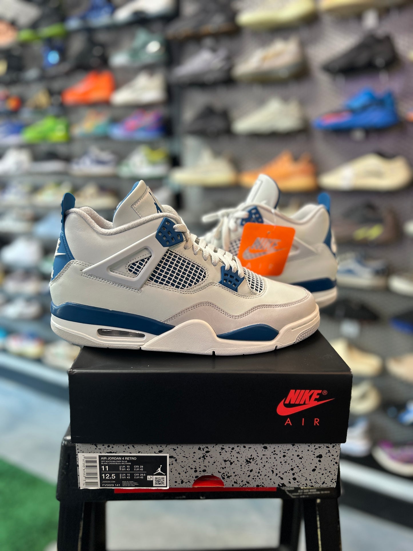Jordan 4 Retro Military Blue (2024) Tried On (LC)