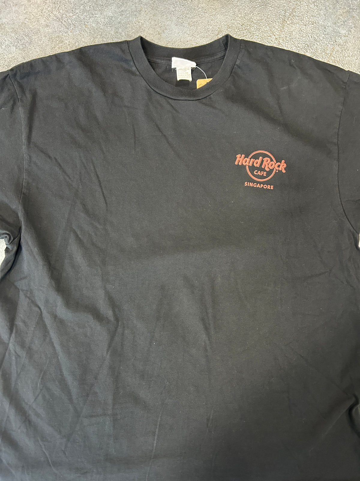 Hard Rock Cafe Love All Serve All Singapore Black Tee OTF