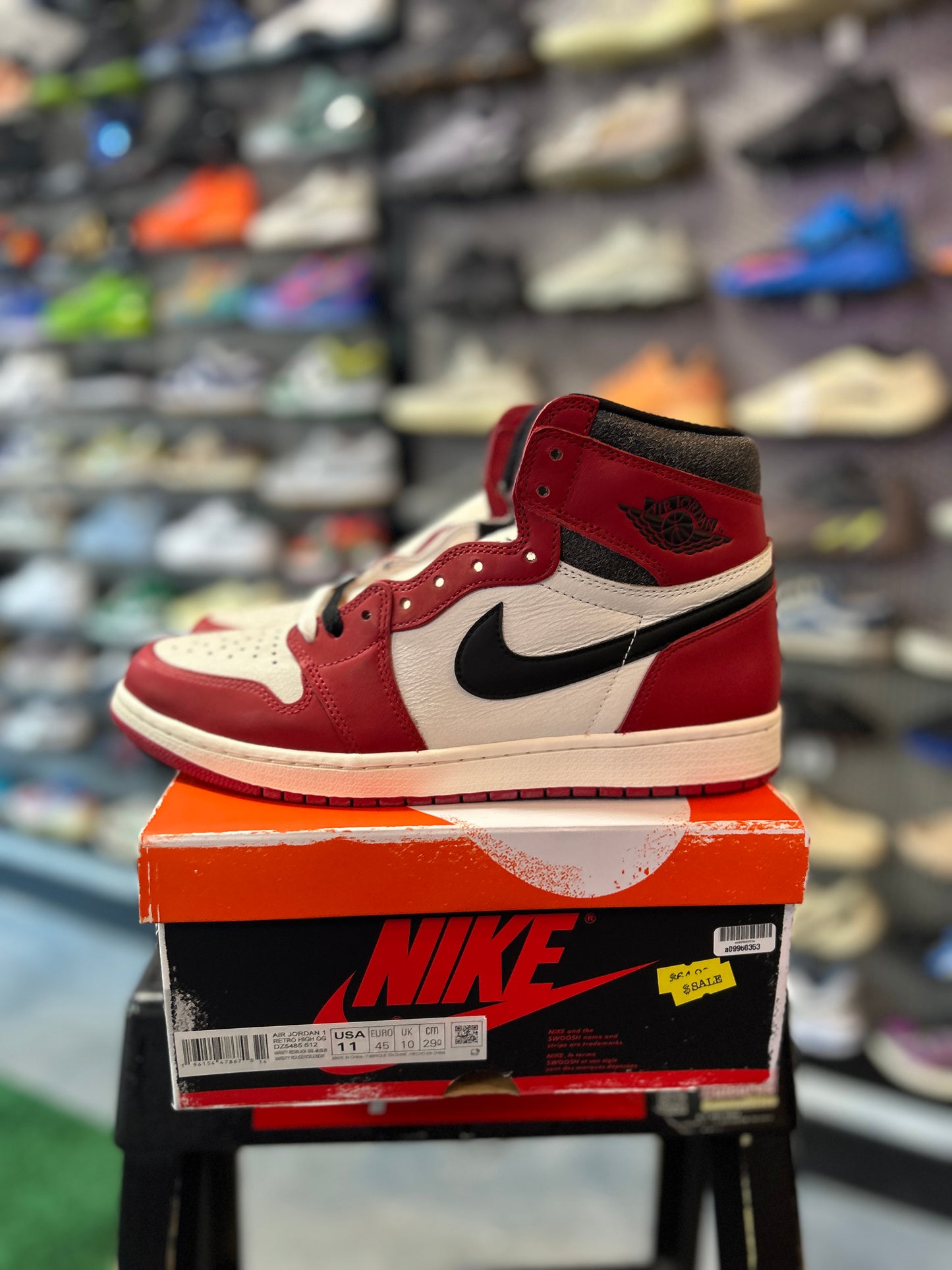 Jordan 1 Retro High OG Chicago Lost and Found (RTC)