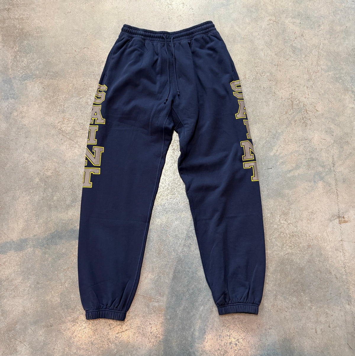 SM062 SAINT SWEAT PANTS
