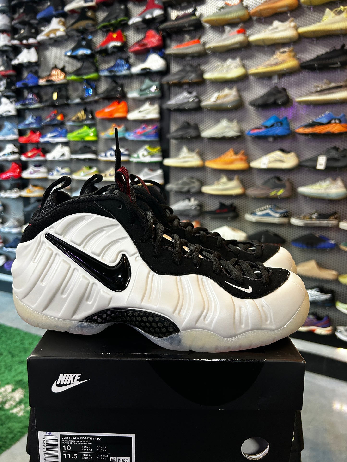 Nike Air Foamposite Pro Pearl (2025) (RCC)