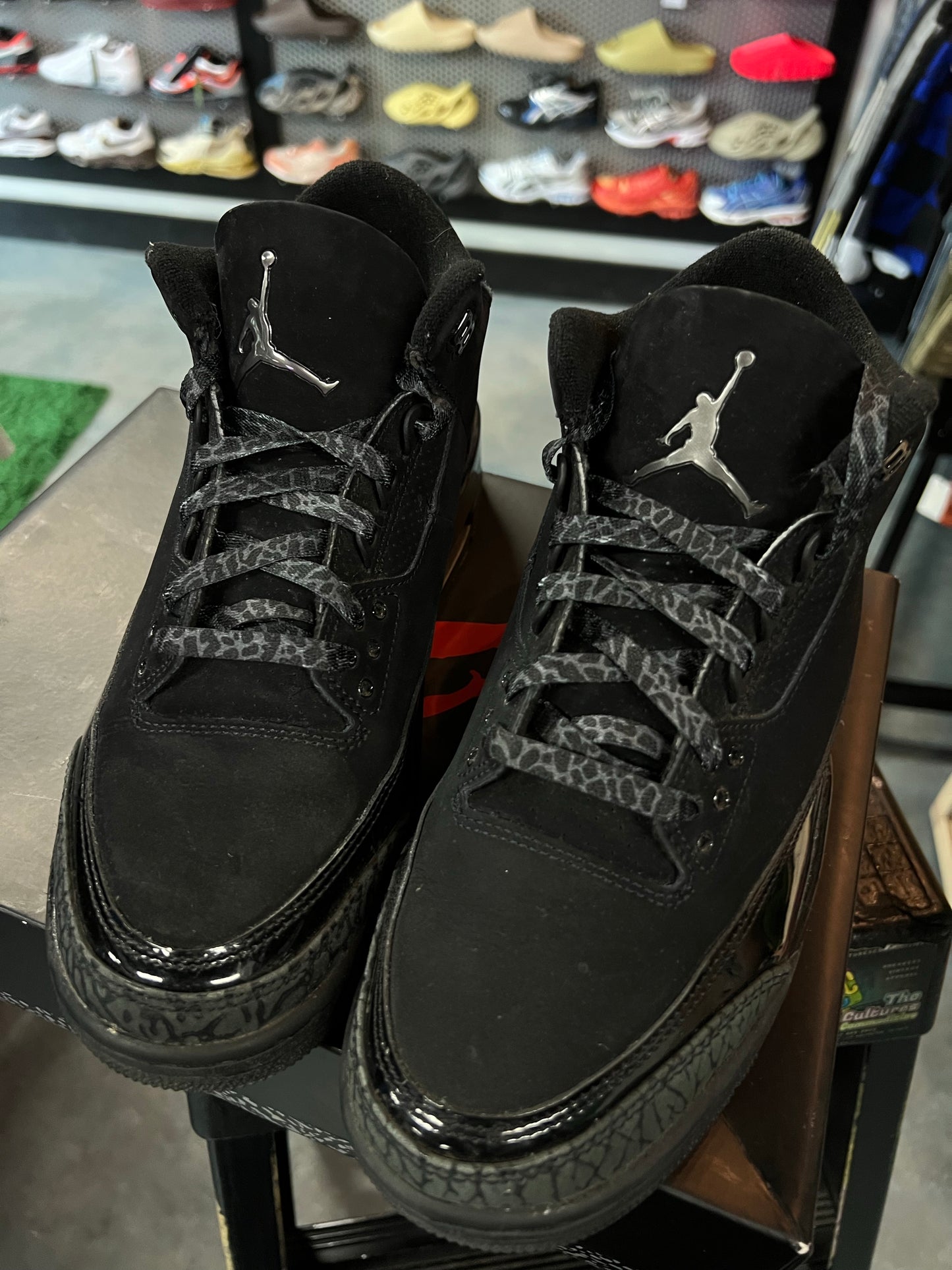 Jordan 3 Retro Black Cat (2025)