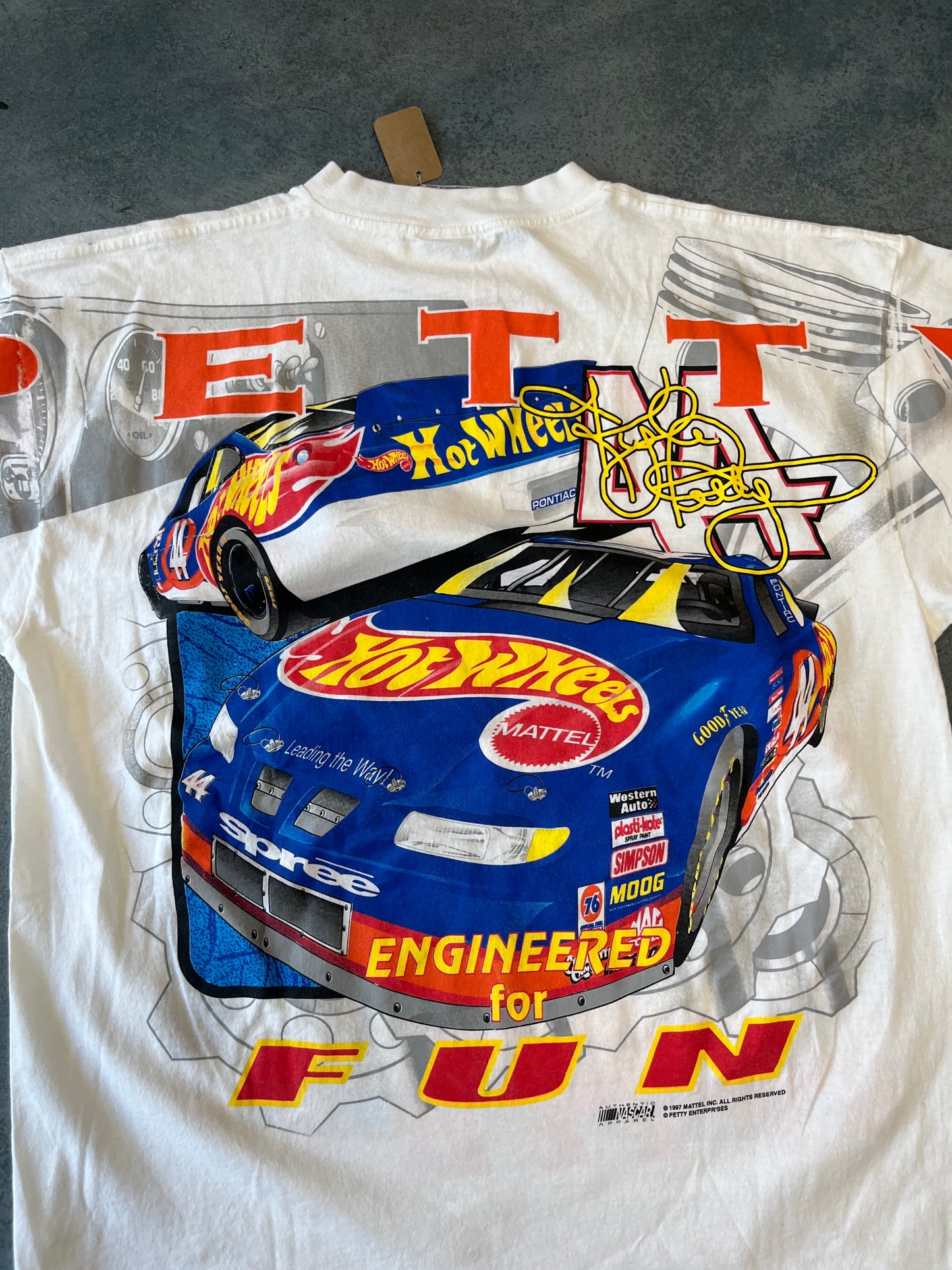 VTG 90's Hot Wheels Nascar White Tee OTF