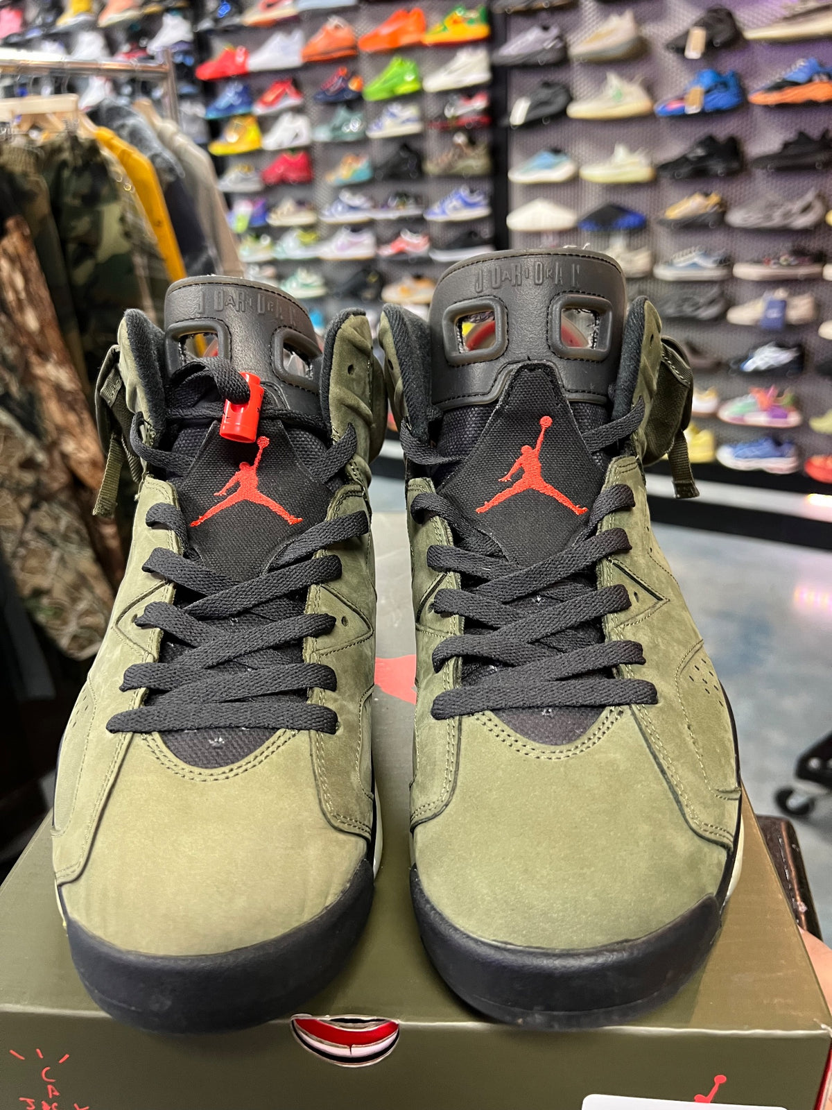 Jordan 6 Retro Travis Scott