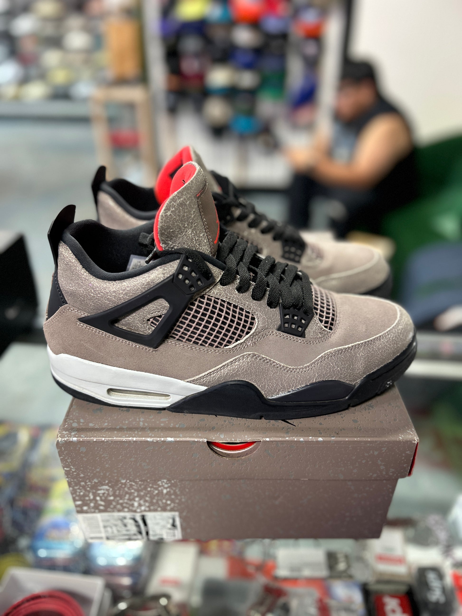 Jordan 4 Retro Taupe Haze