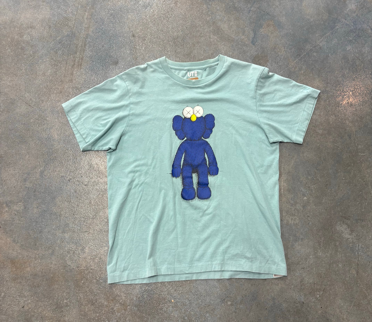 Kaws uniglo OTF