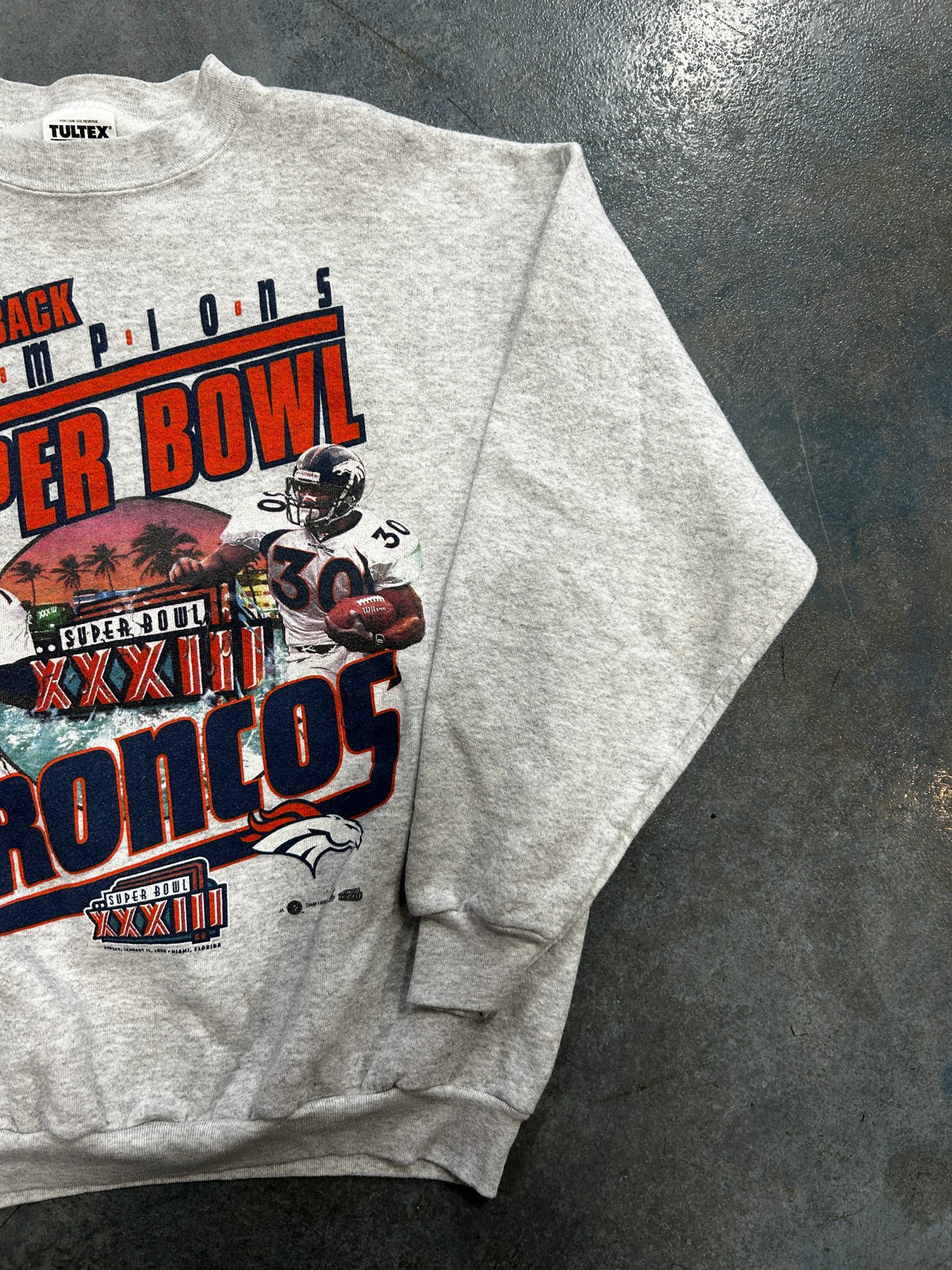 Tultex 1999 AFC Super Bowl XXXIII Champions Denver Broncos Gray Pullover