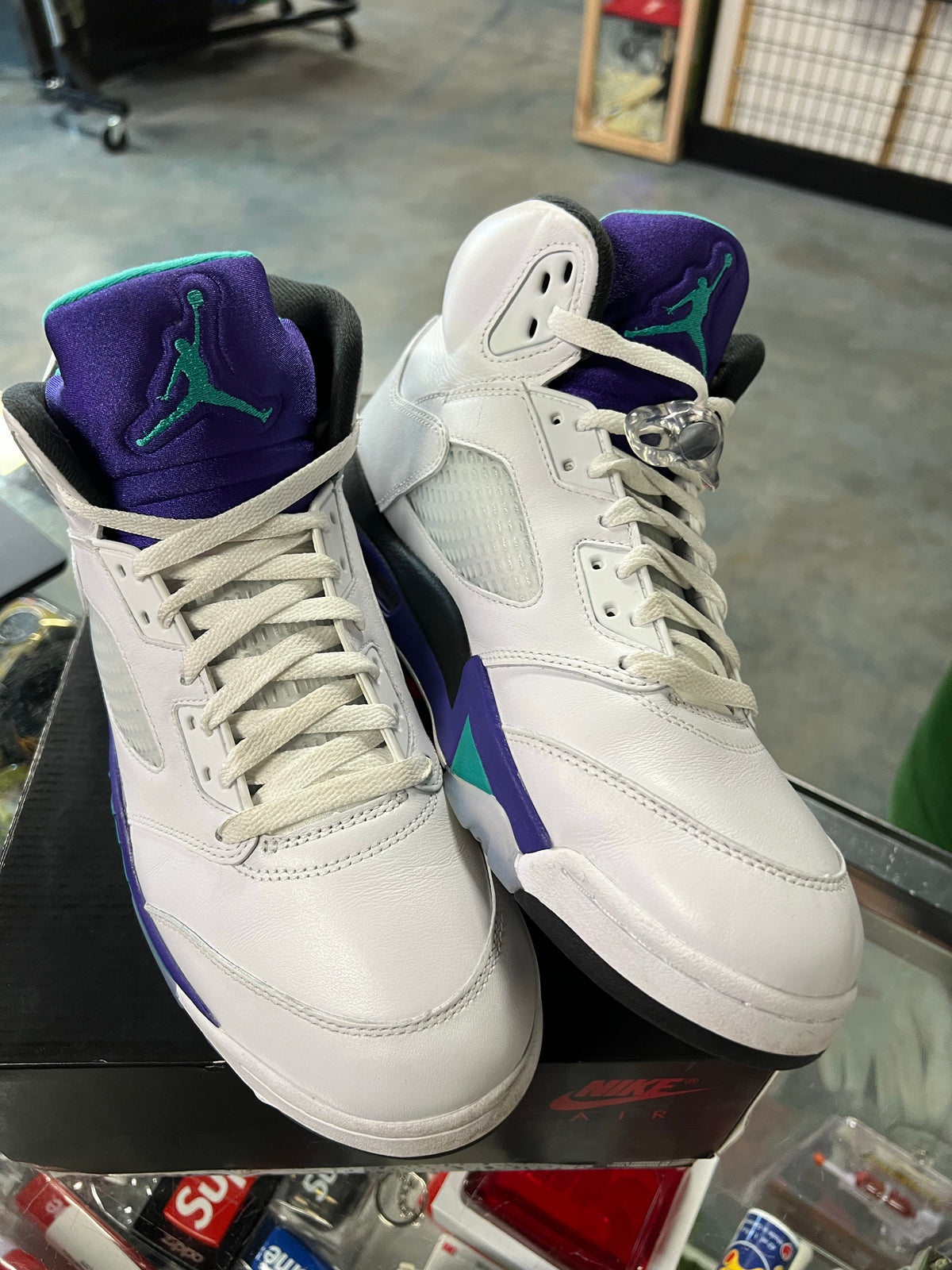 Jordan 5 Retro Grape (2025)