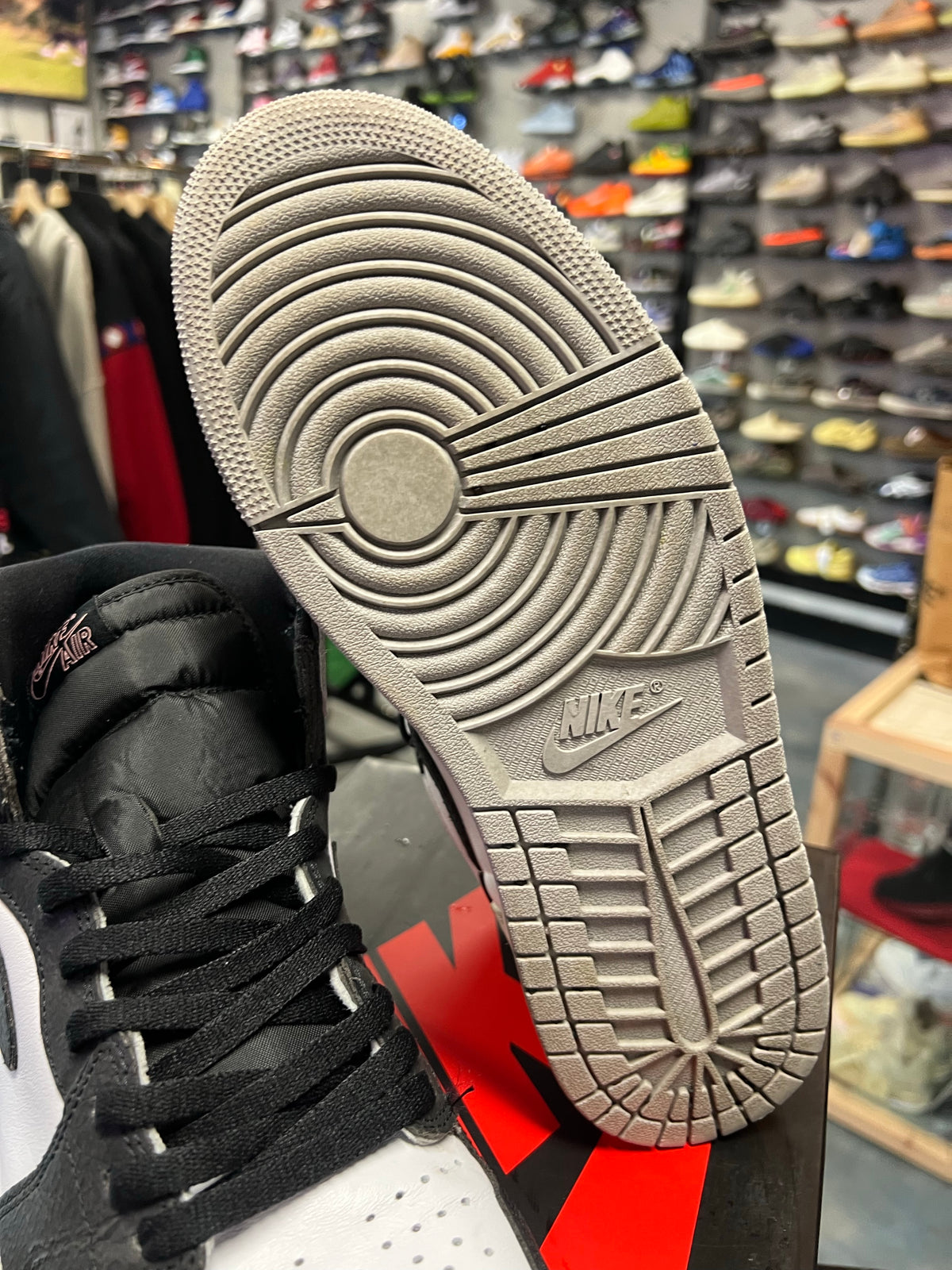Jordan 1 Retro High OG Bleached Coral
