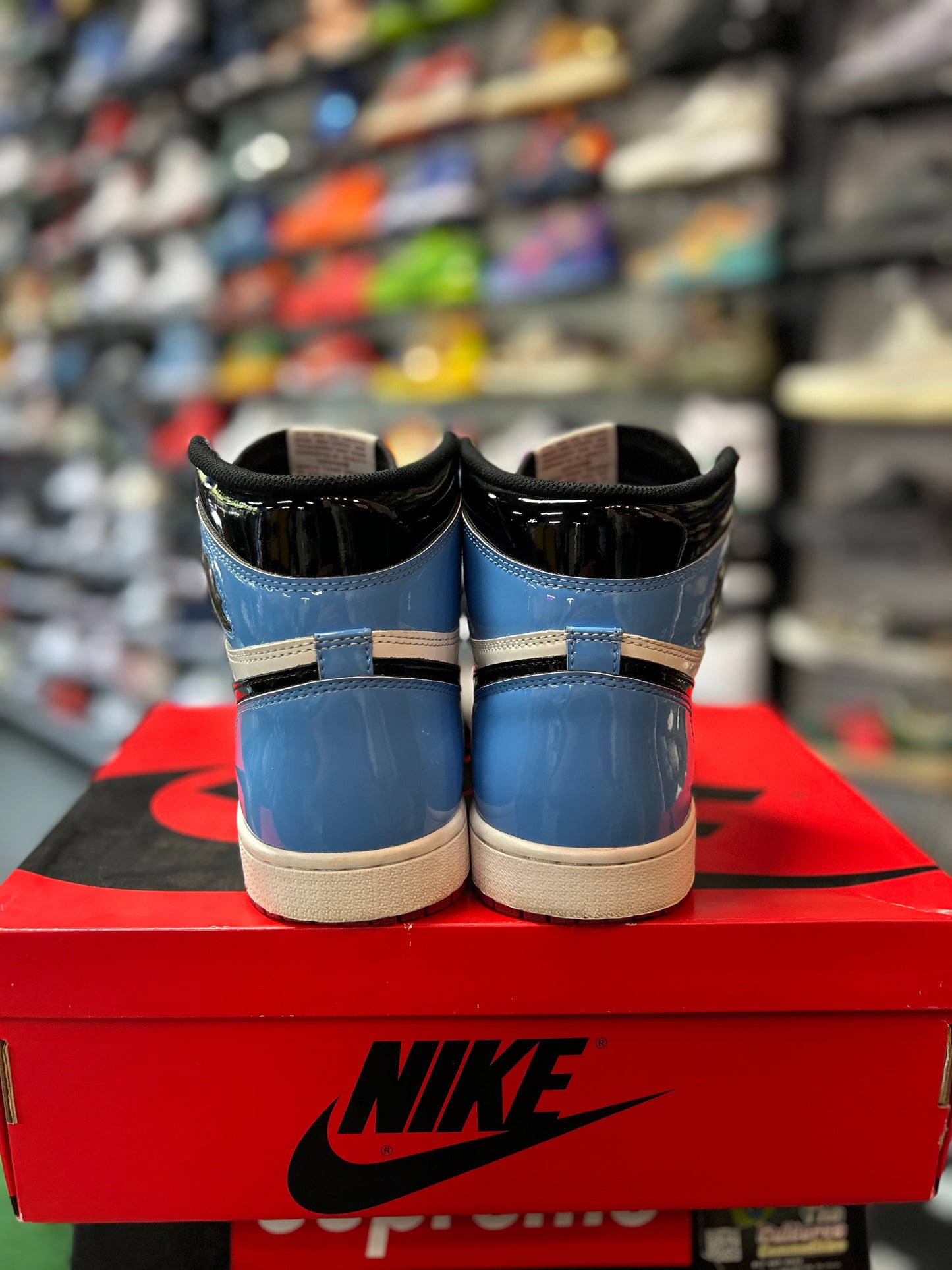 Jordan 1 Retro High Fearless UNC Chicago (YC)