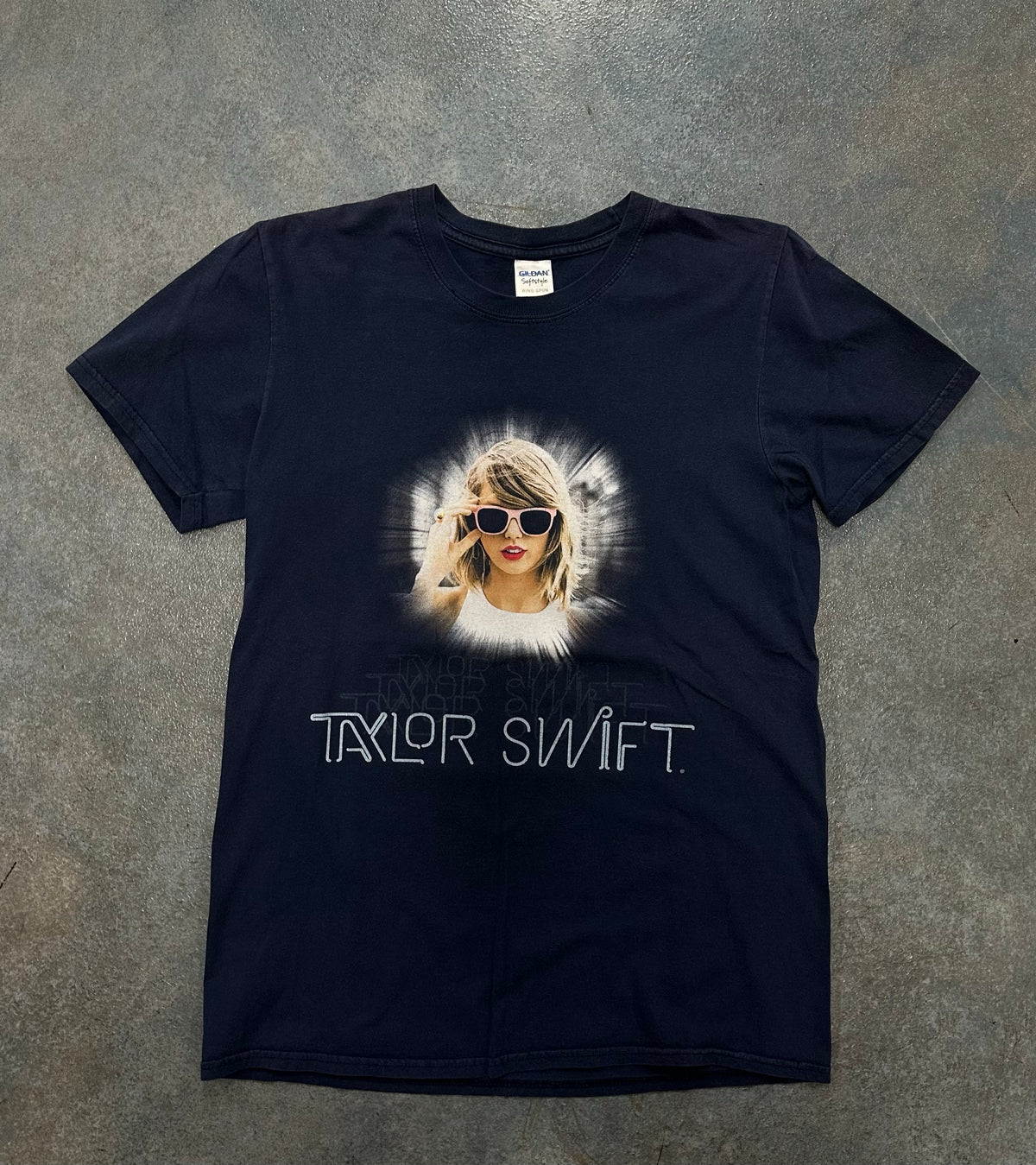 Gildan Taylor Swift T-Shirt OTF