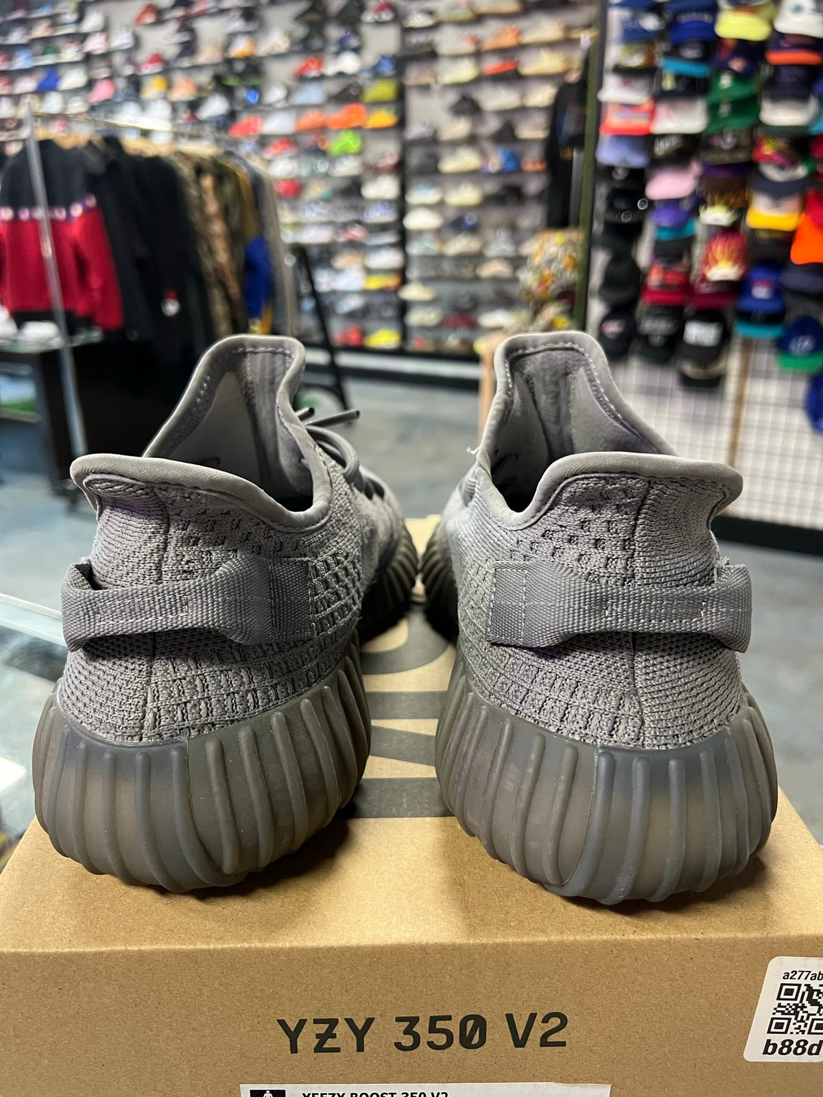 adidas Yeezy Boost 350 V2 Steel Grey