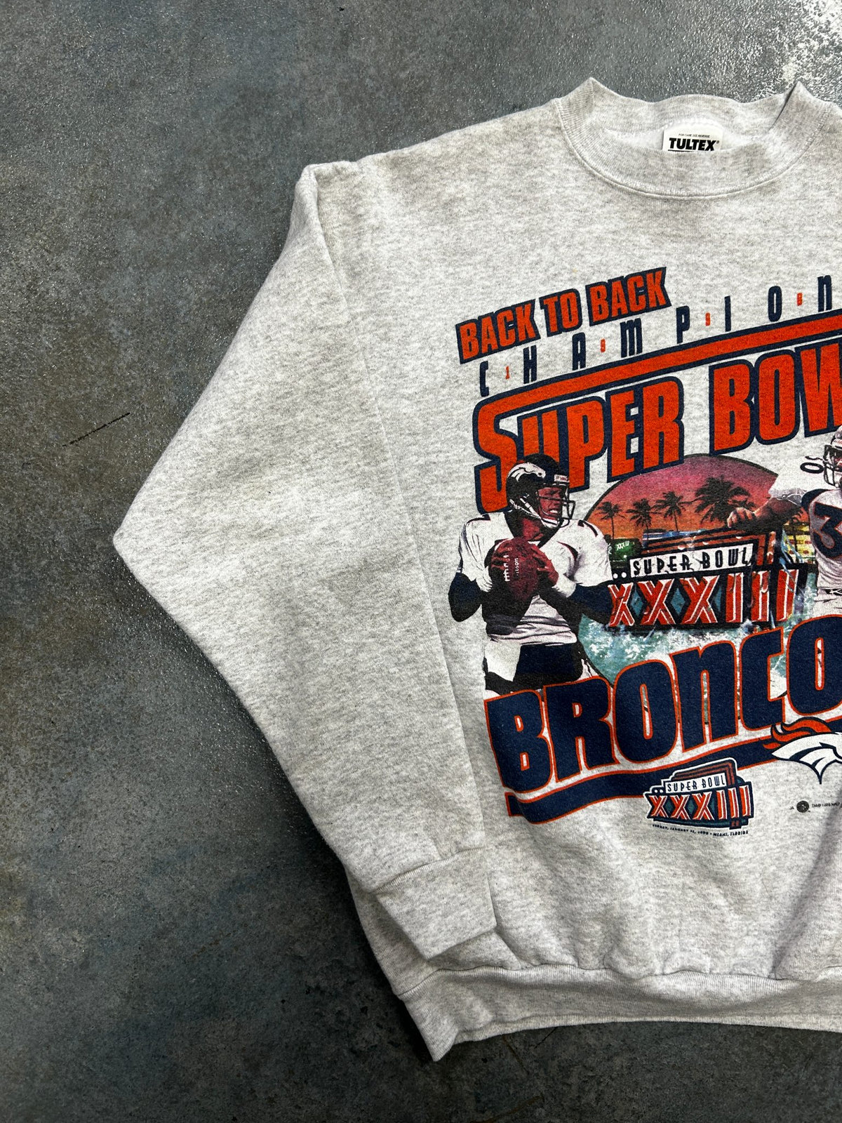 Tultex 1999 AFC Super Bowl XXXIII Champions Denver Broncos Gray Pullover