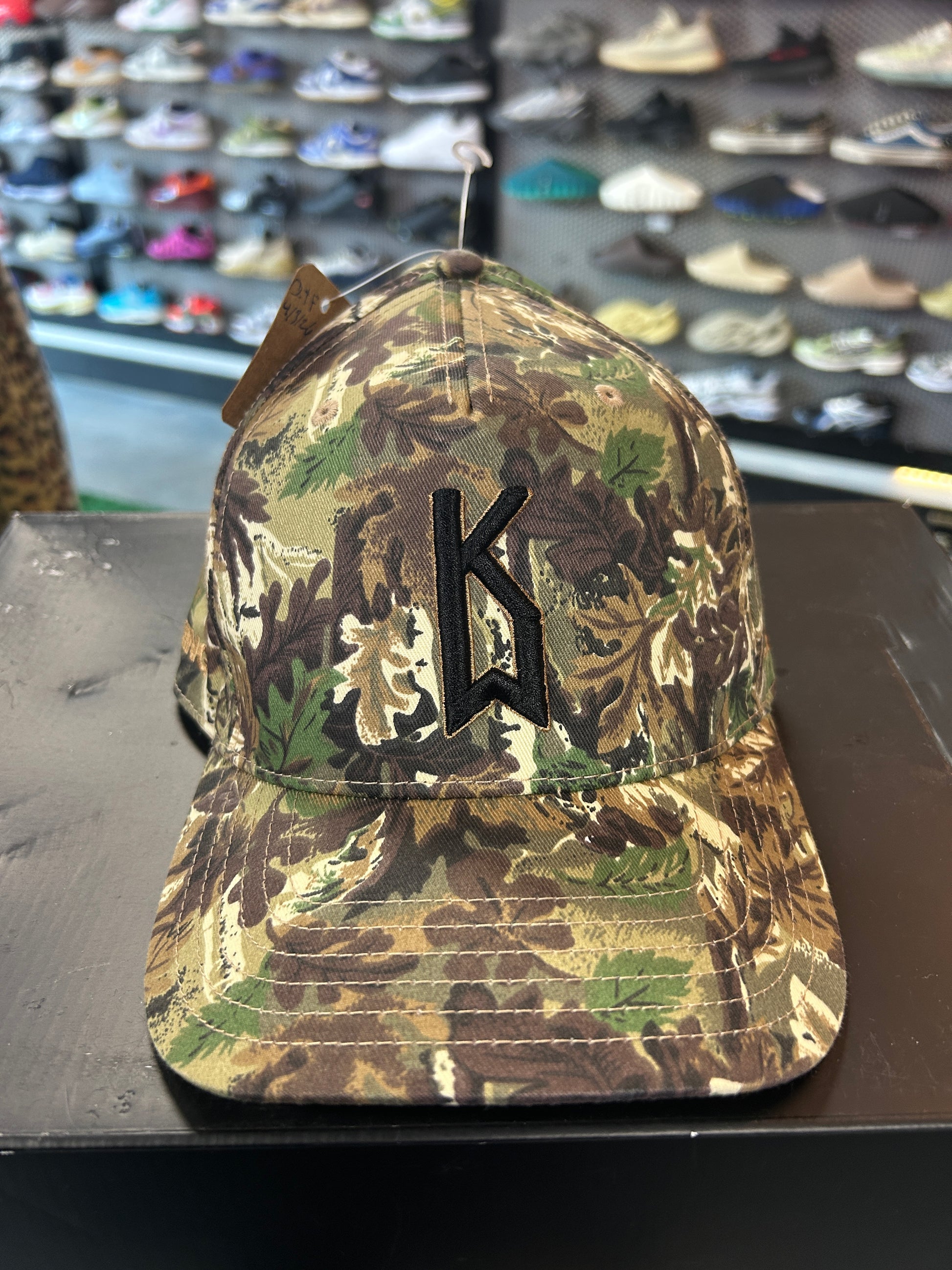 Keep winning camo snap back hat p OTF