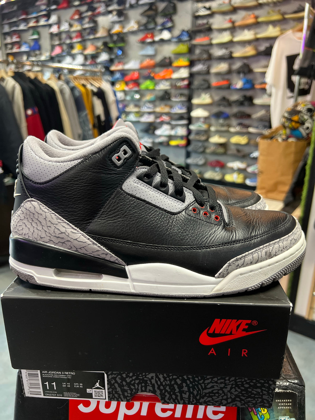 Jordan 3 Retro OG Black Cement (2024)