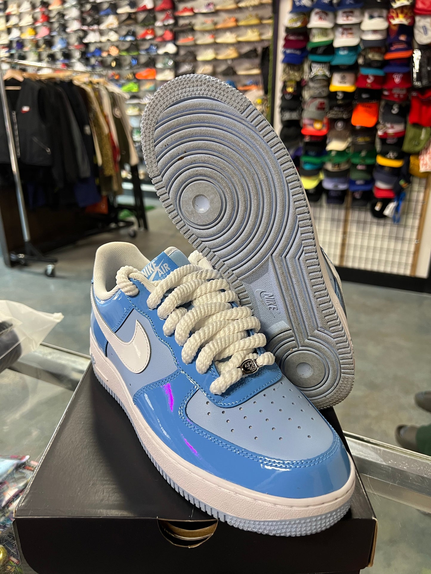 Nike Air Force 1 Low '07 LV8 Phychic Blue White Patent