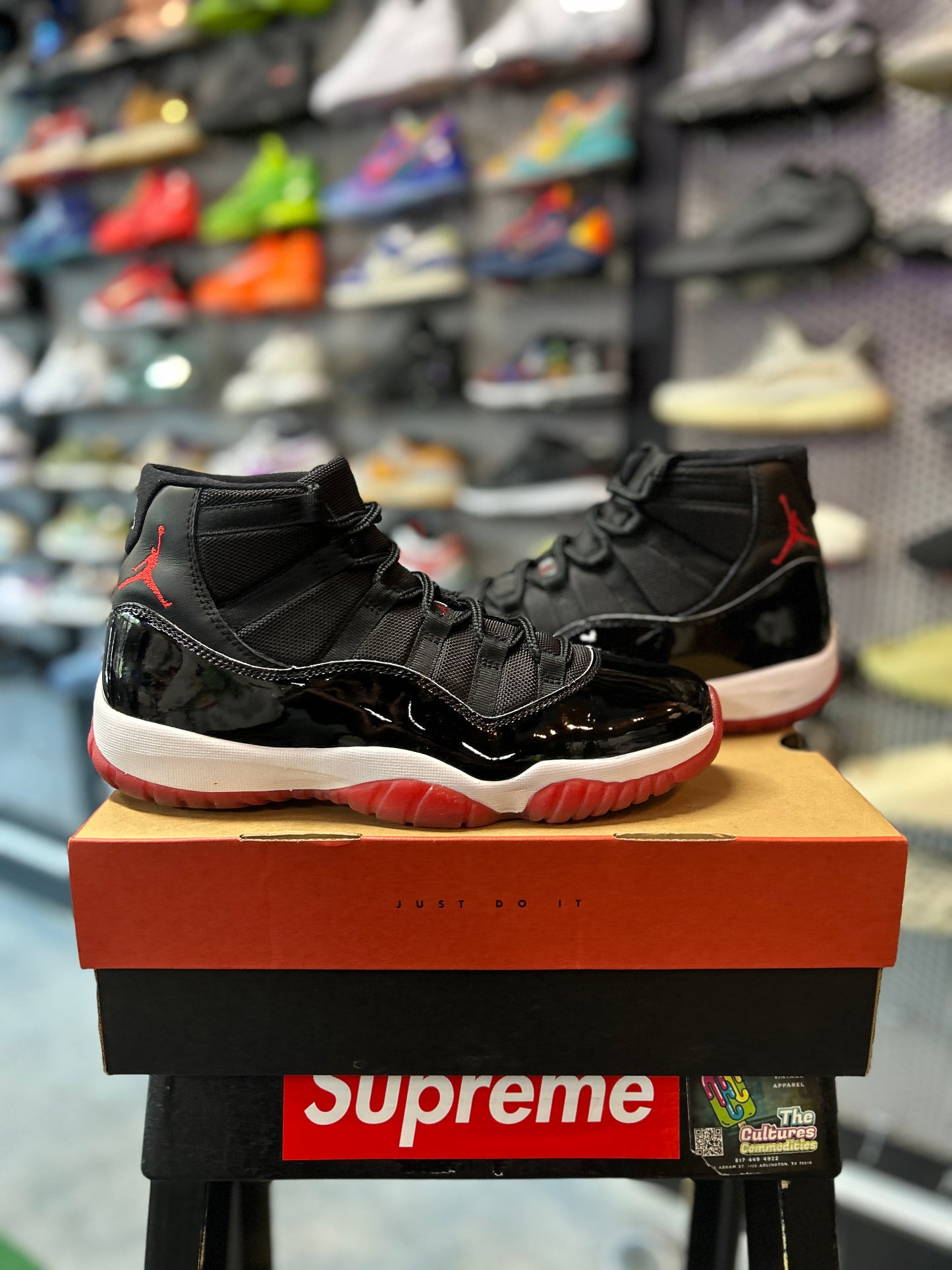 Jordan 11 Retro Playoffs Bred (2019) Preowned