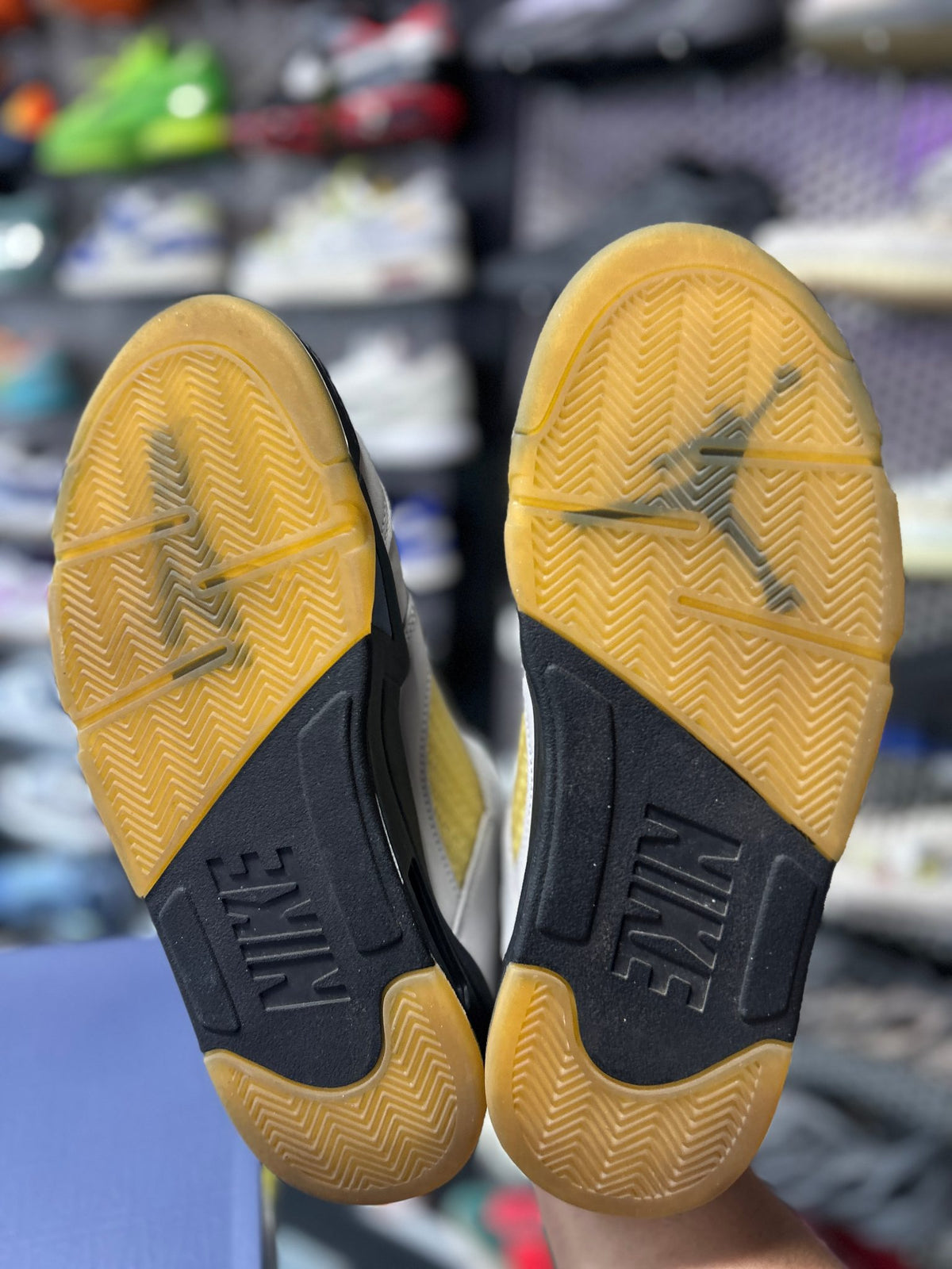 Jordan 5 Retro A Ma Maniére Dawn (Women's)