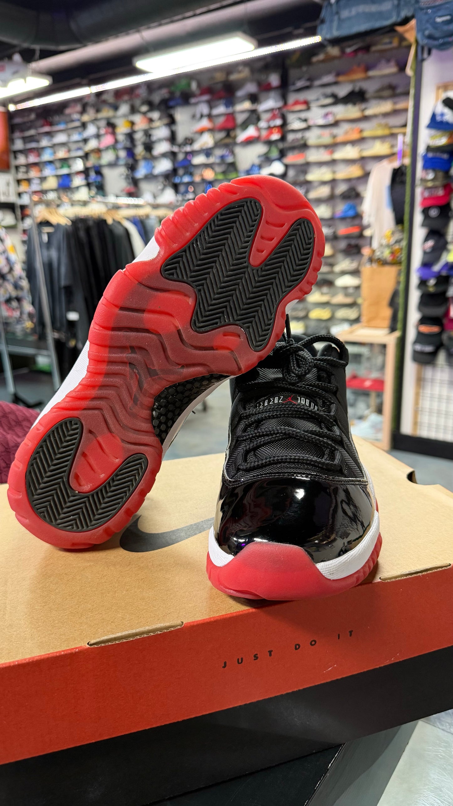 Jordan 11 Retro Low Bred (2025)