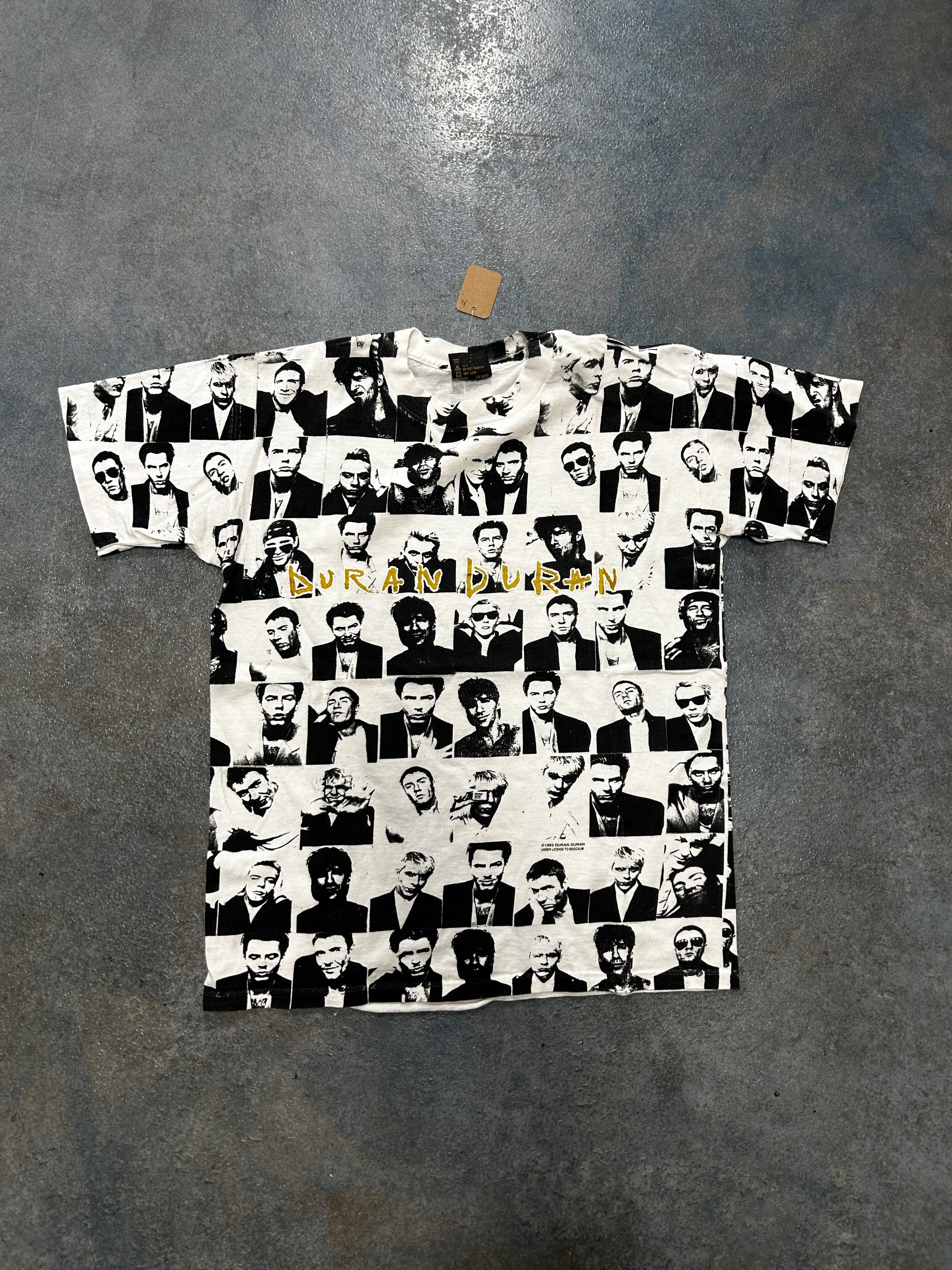 Vintage ‘Fruit Of The Loom’ 1993 Duran Duran All Over Faces Print Black And White White T-Shirt OTF (YC)