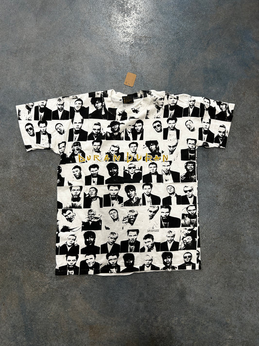 Vintage ‘Fruit Of The Loom’ 1993 Duran Duran All Over Faces Print Black And White White T-Shirt OTF (YC)