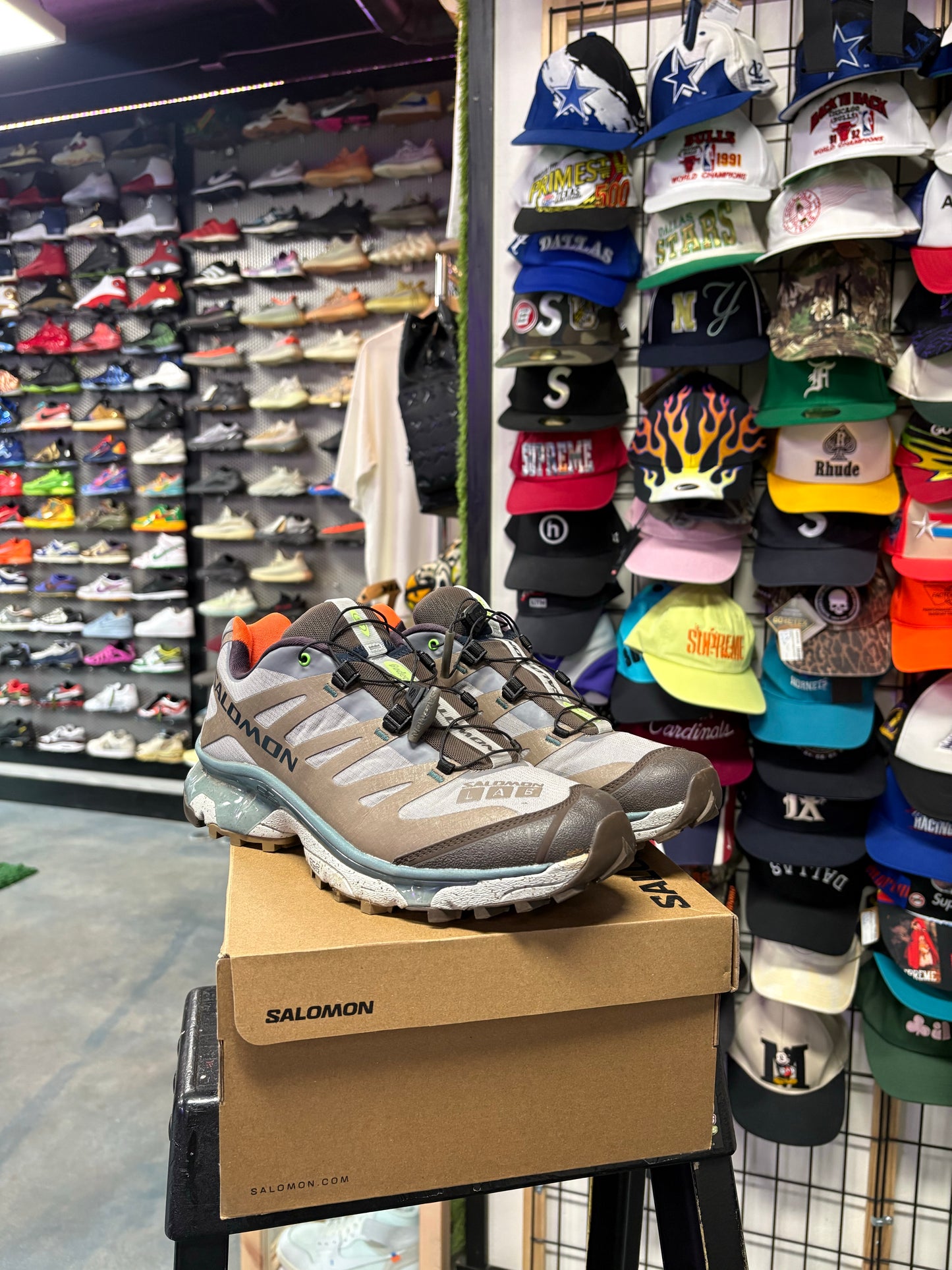 Salomon XT-4 OG Bodega The Glider