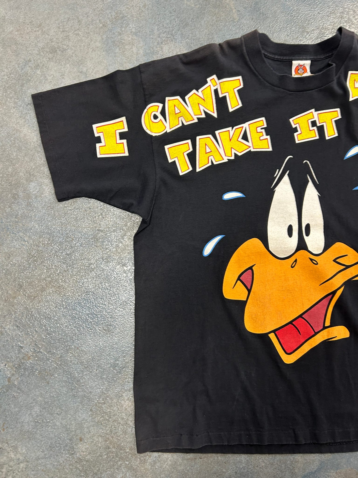 Vintage Looney Tunes Daffy Duck "I CANT TAKE IT ANYMORE" Black Tee