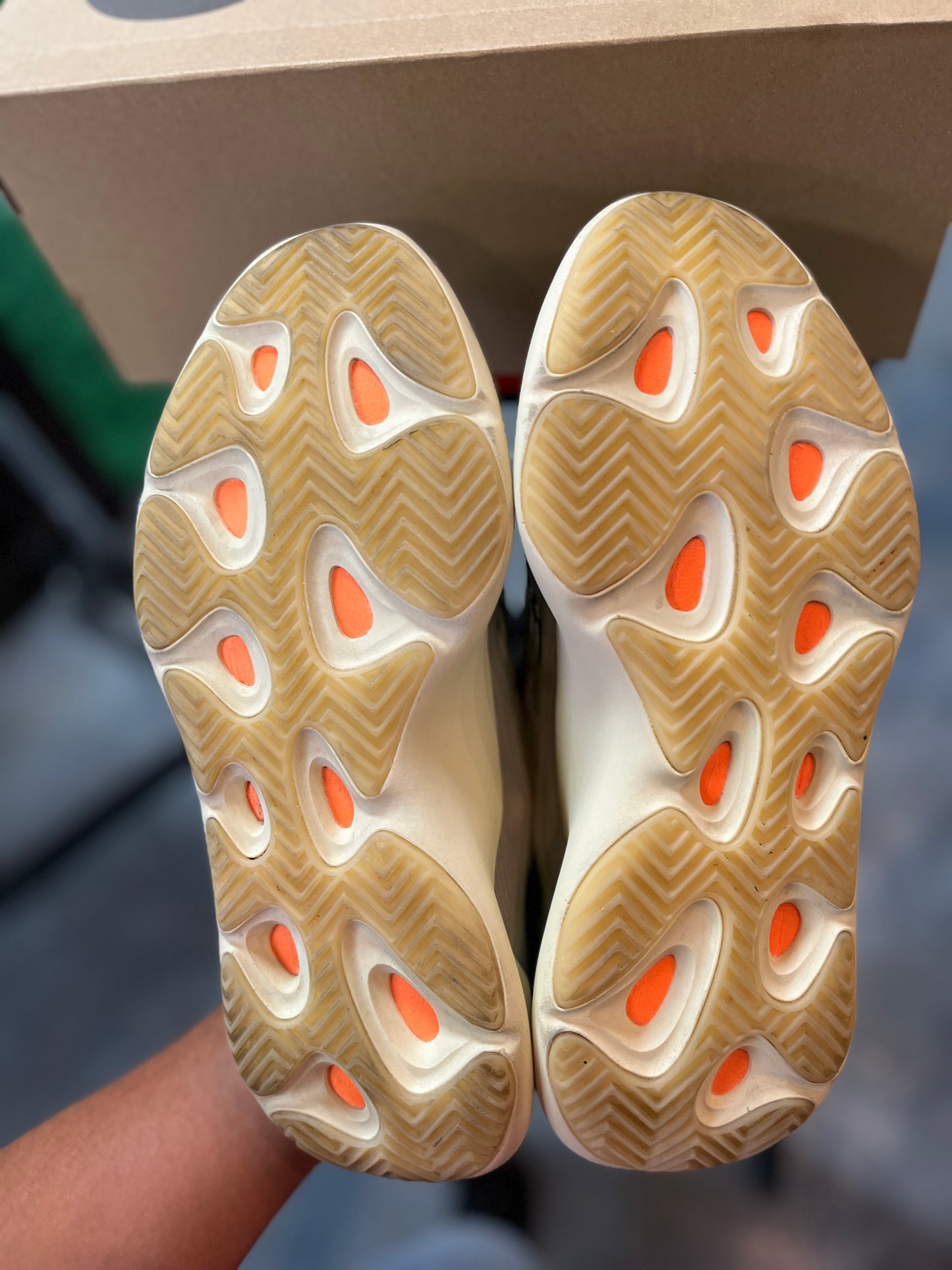 adidas Yeezy 700 V3 Fade Salt (YC)