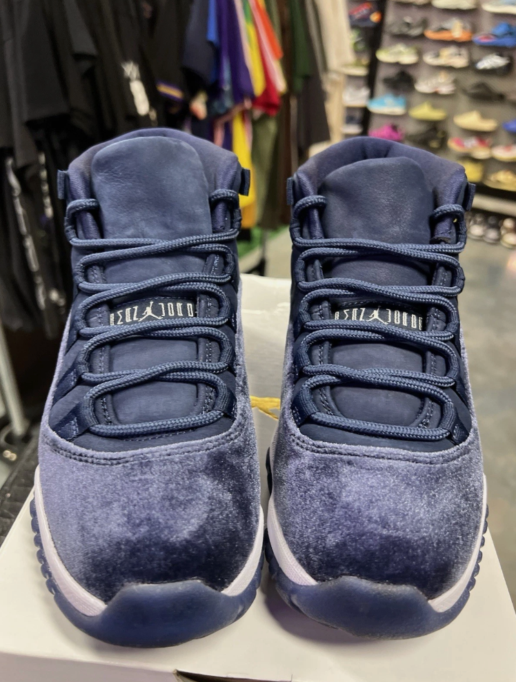 Jordan 11 Retro Midnight Navy (Women's) (AL)