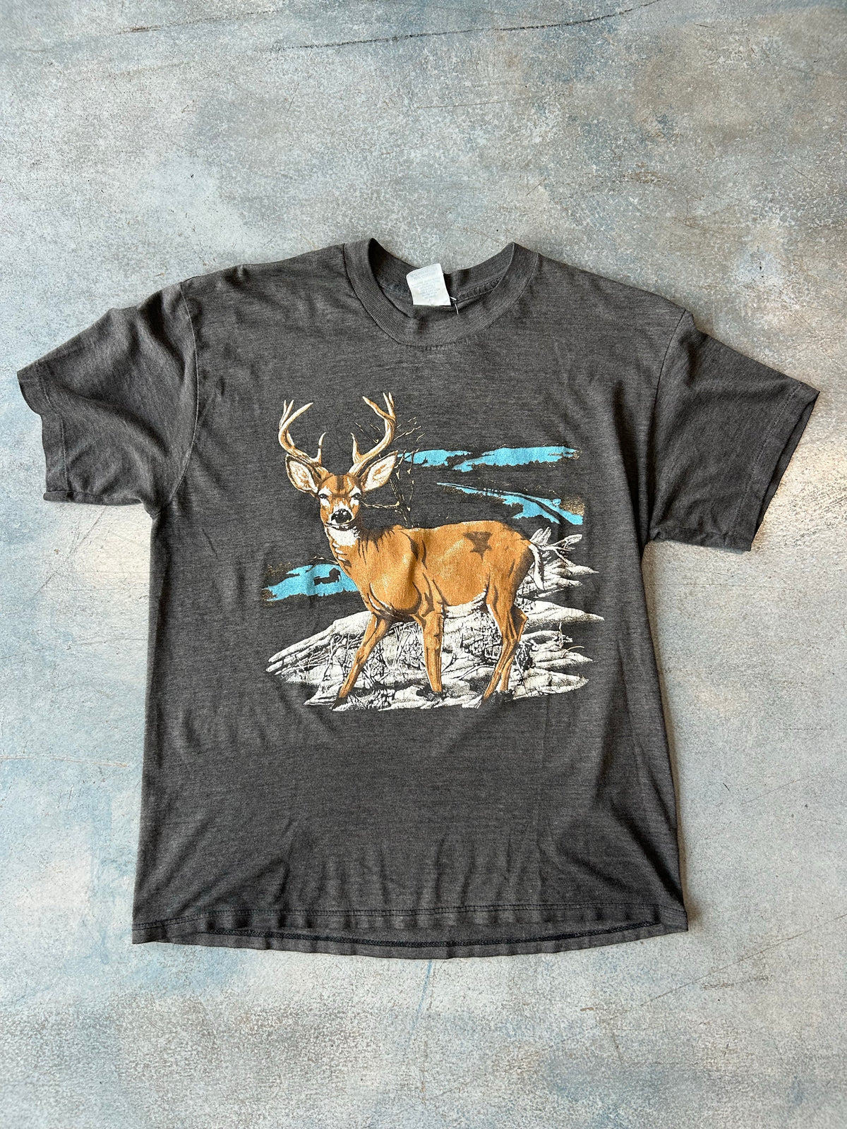 Vintage Grey Nature Deer tee