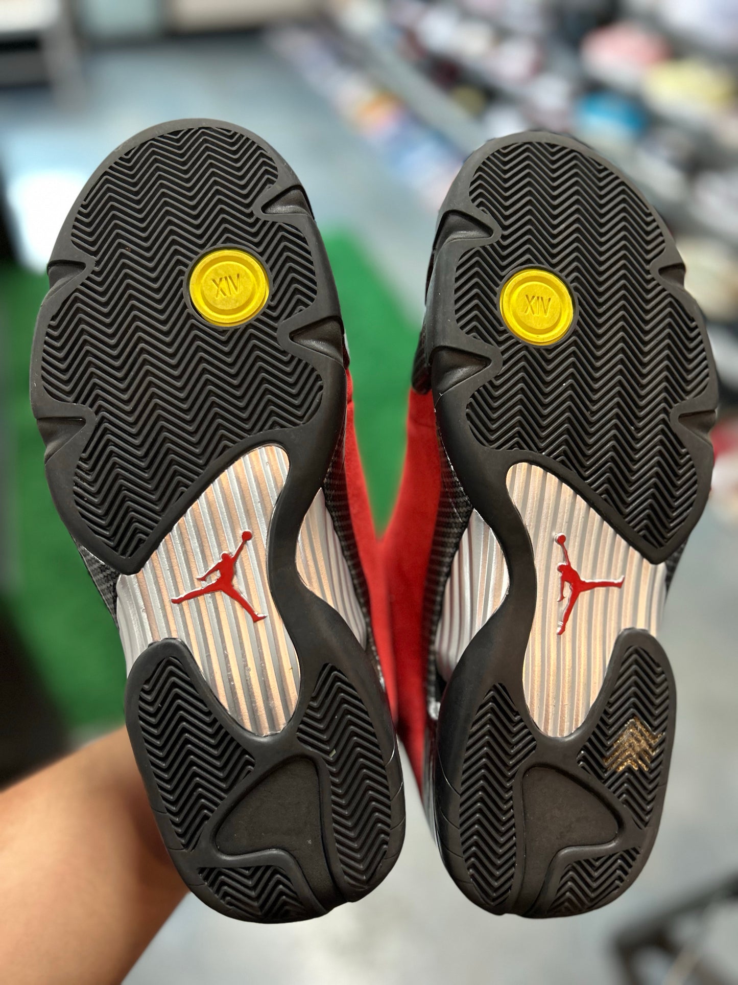 Jordan 14 Retro Ferrari (2025) (RYC)