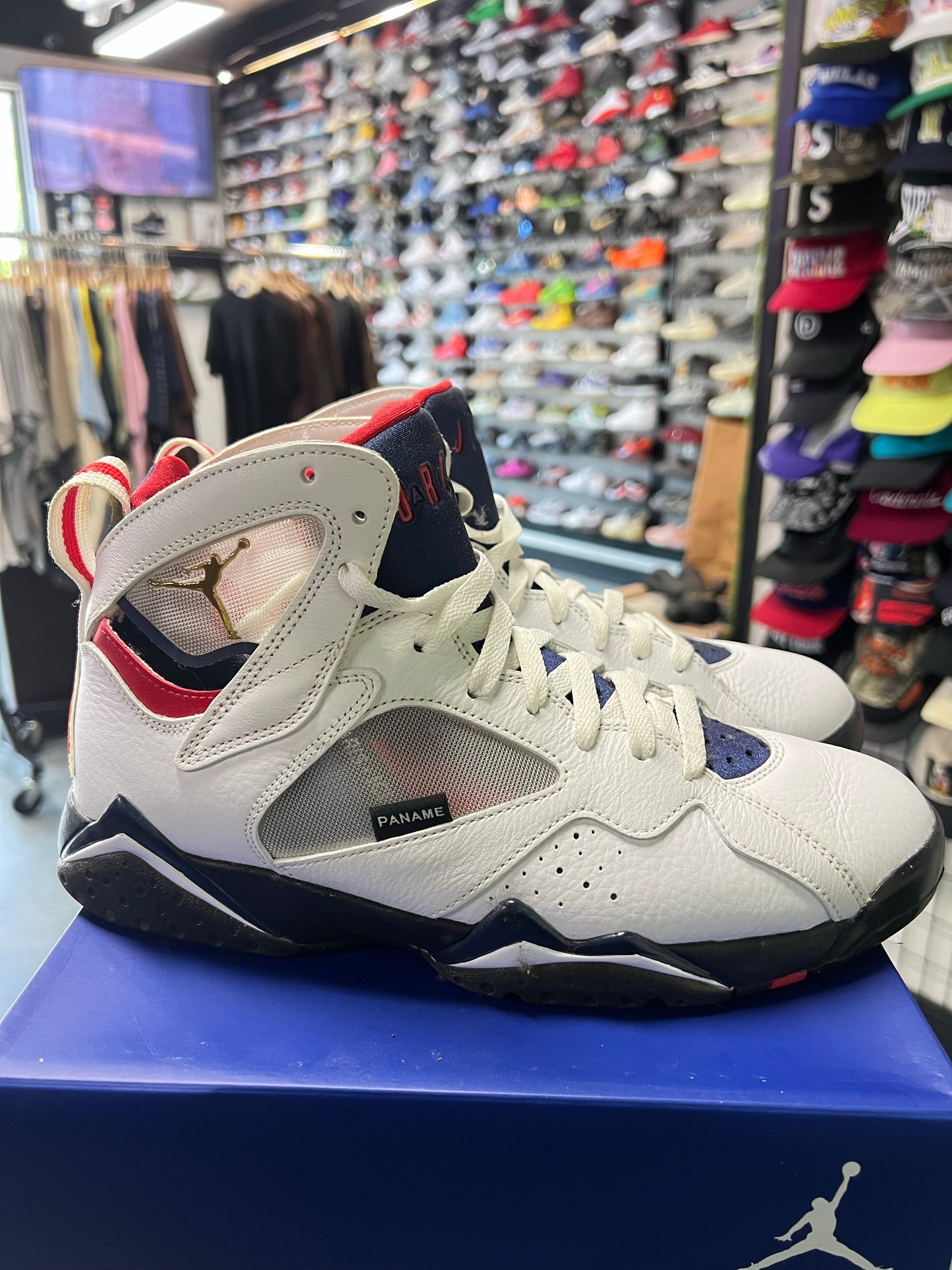 Jordan 7 Retro BCFC Paris Saint-Germain PSG (2021)