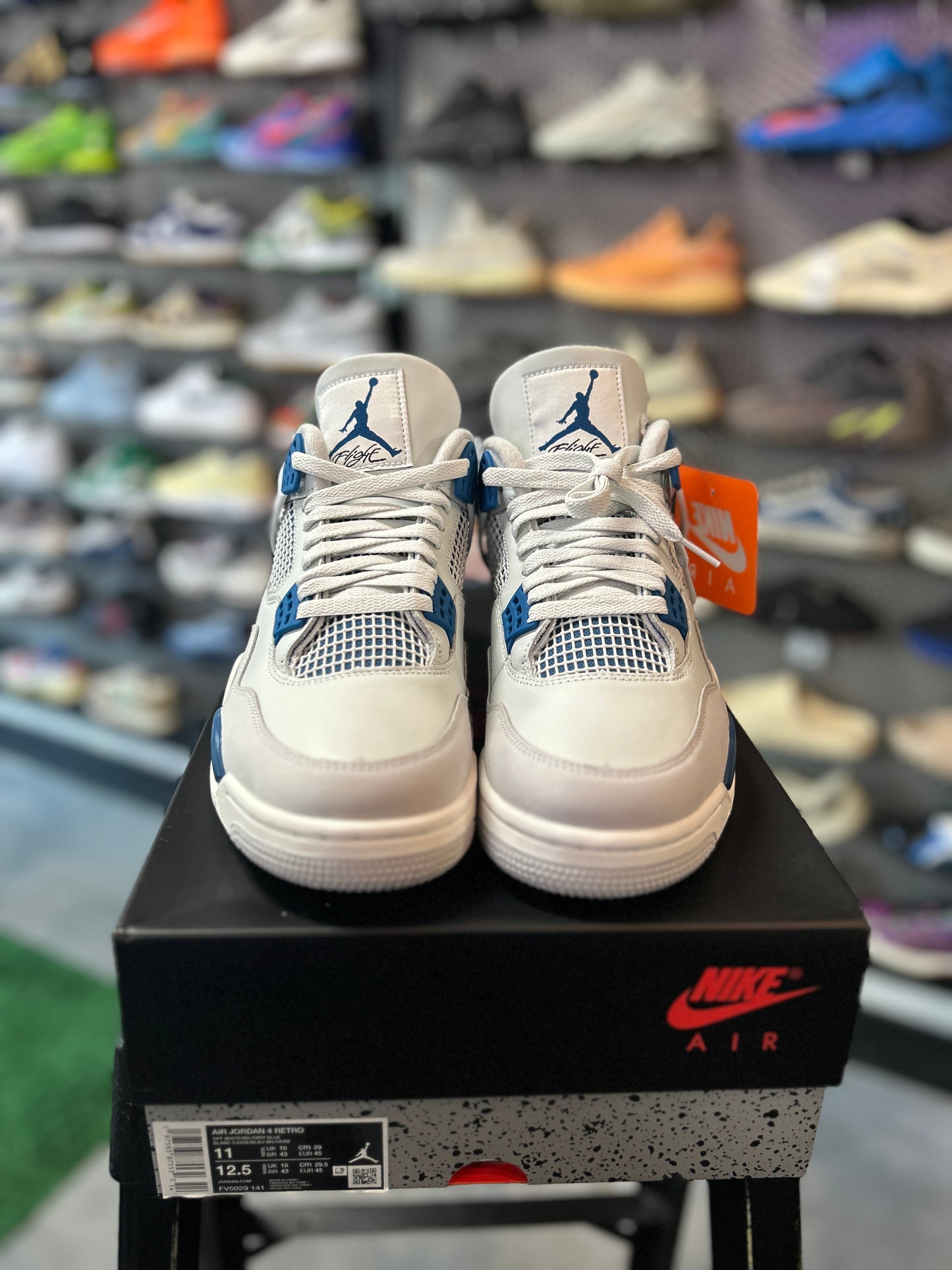 Jordan 4 Retro Military Blue (2024) Tried On (LC)