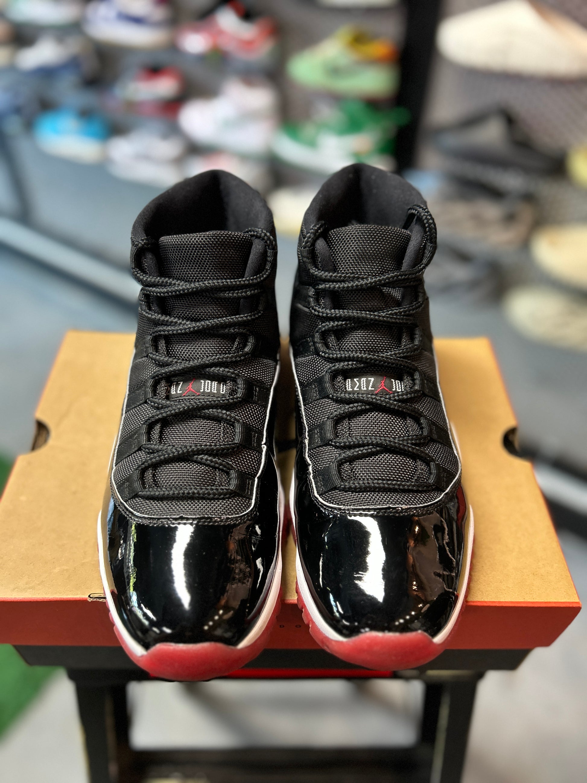 Jordan 11 Retro Playoffs Bred (2019) Preowned