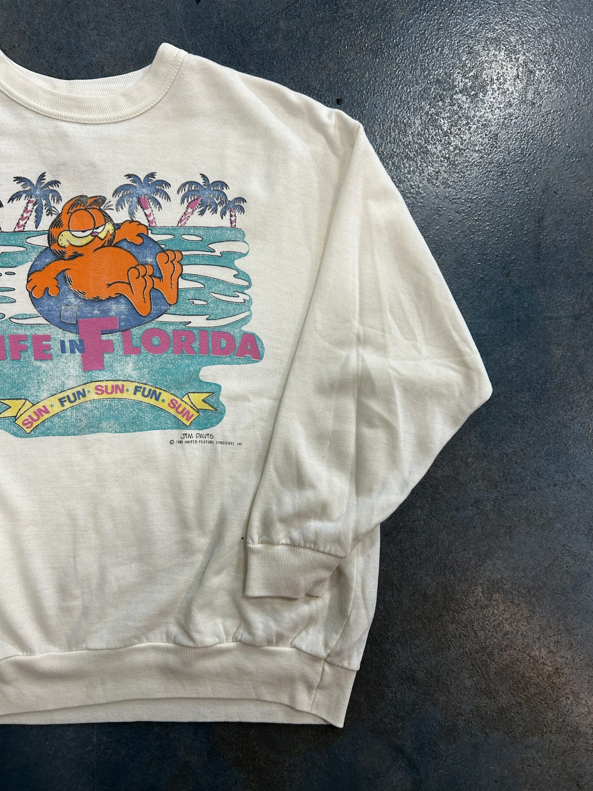 Vintage 80s Garfield "Life In Florida" White Crewneck