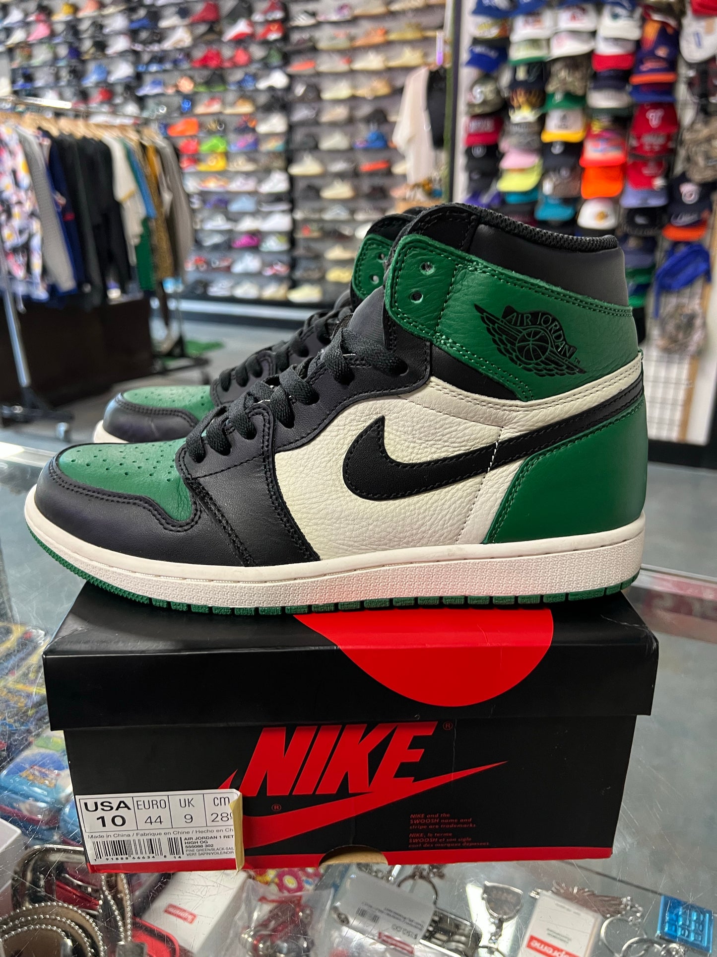 Jordan 1 Retro High Pine Green