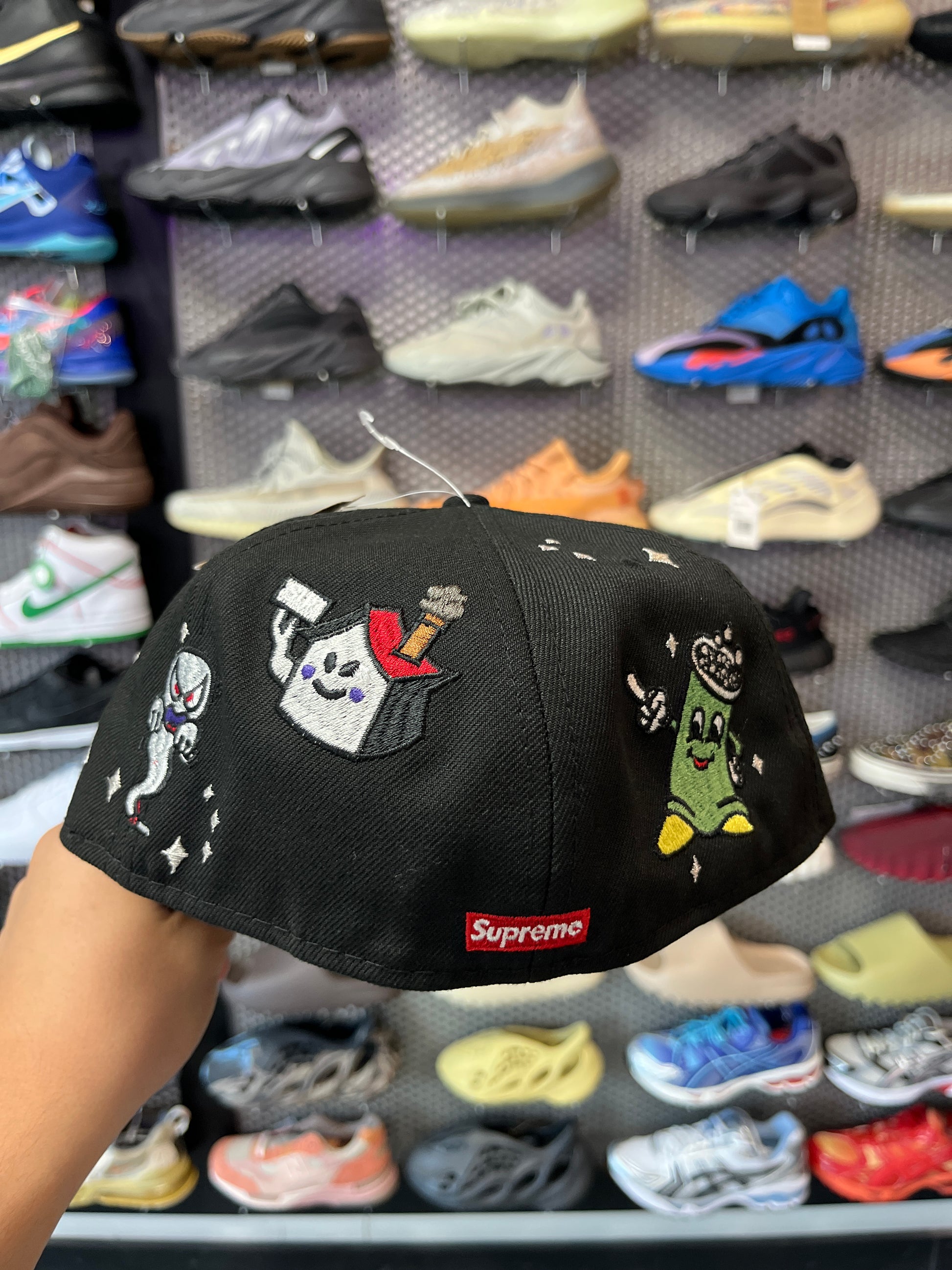 Supreme S logo New Era Cap Black