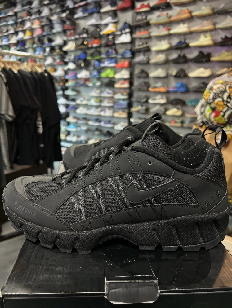 Nike Air Humara 17 Supreme Black (ZC)