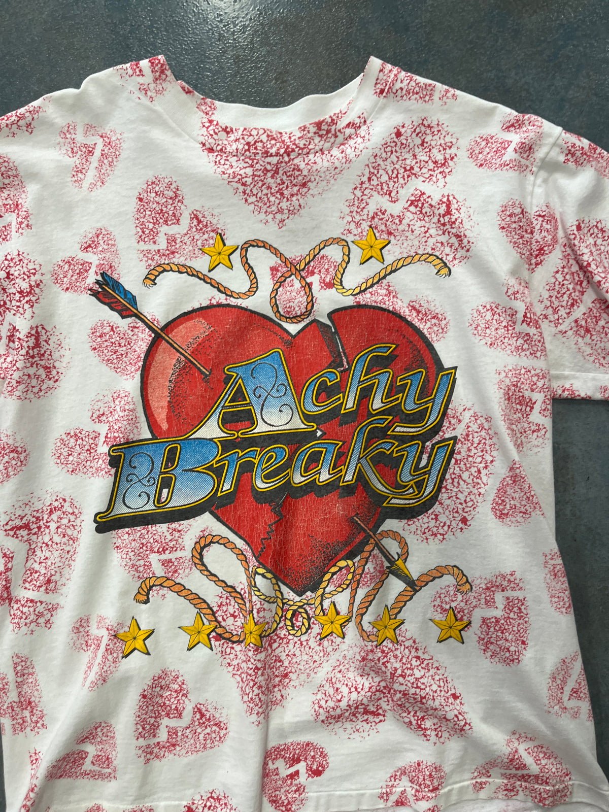Vintage 90s Billy Ray Cyrus “Achy Breaky Heart” White Graphic T-Shirt OTF