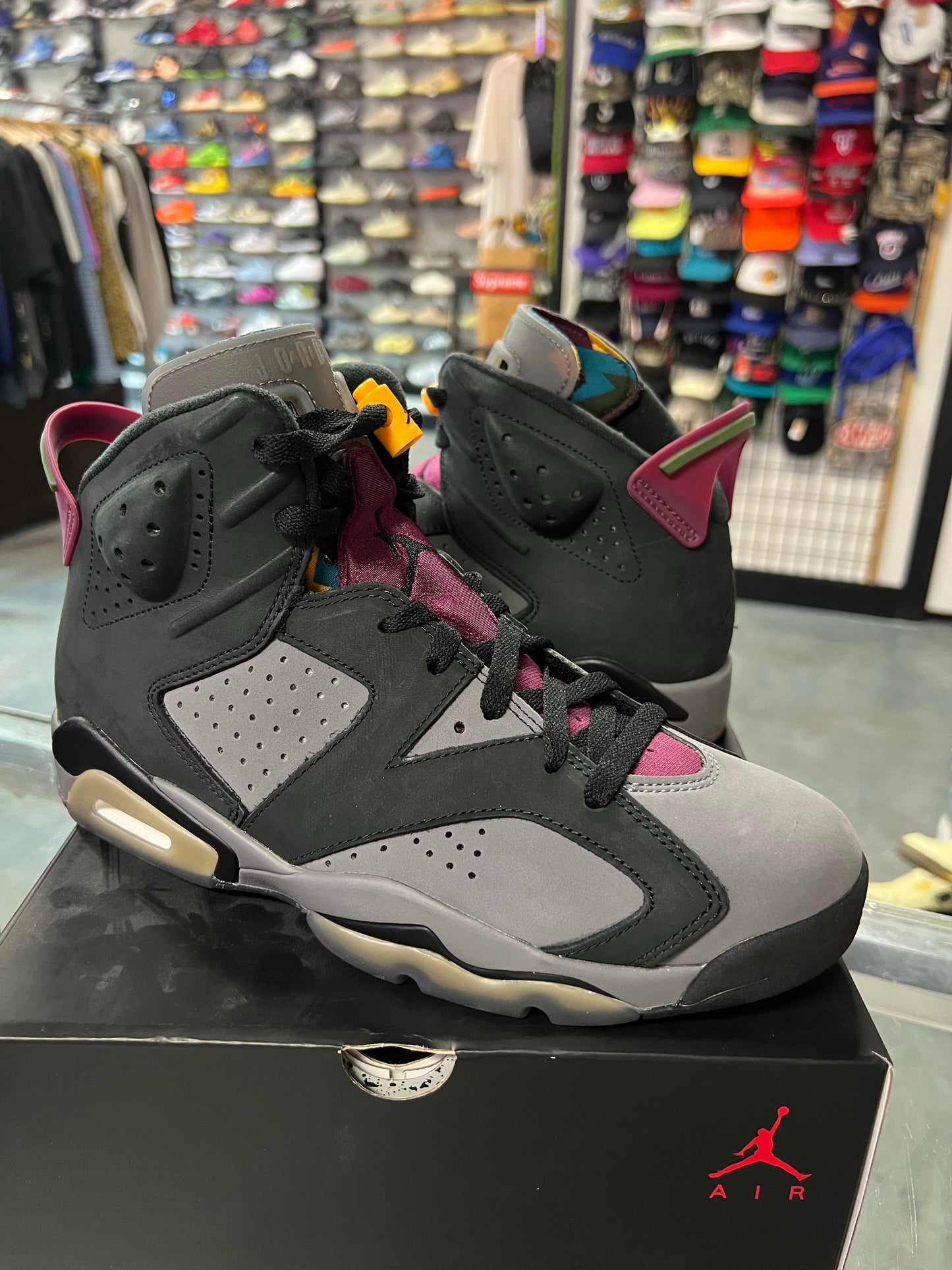 Jordan 6 Retro Bordeaux
