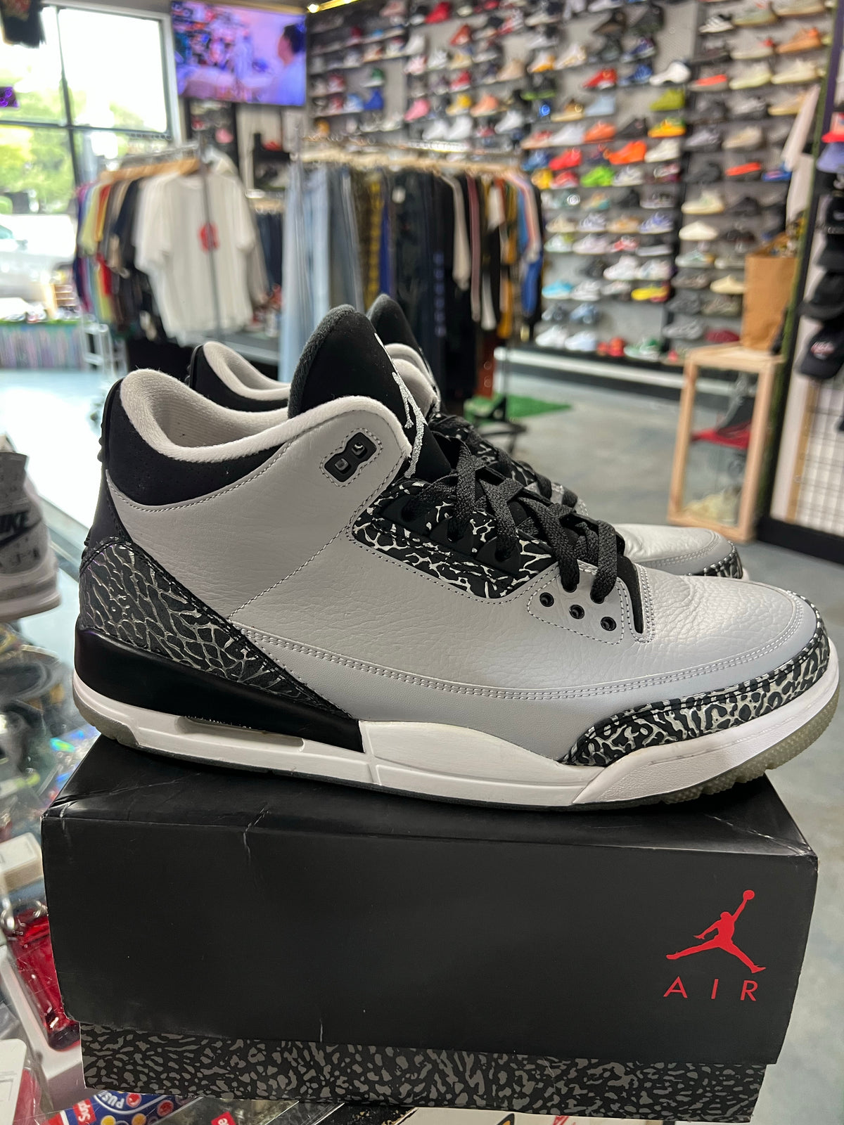 Jordan 3 Retro Wolf Grey