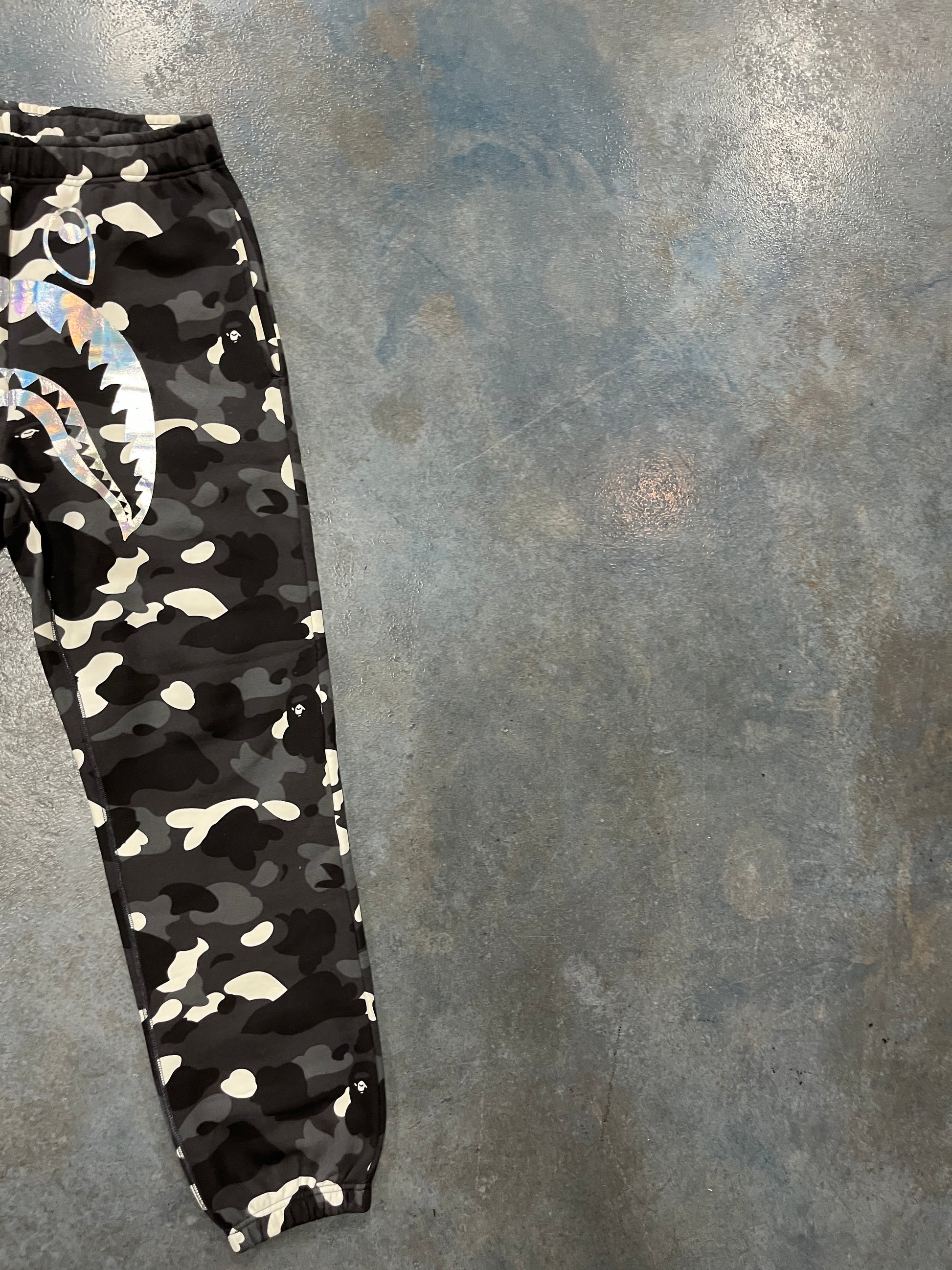 BAPE City Camo Shark Sweat Pants “Black” (TA) B22