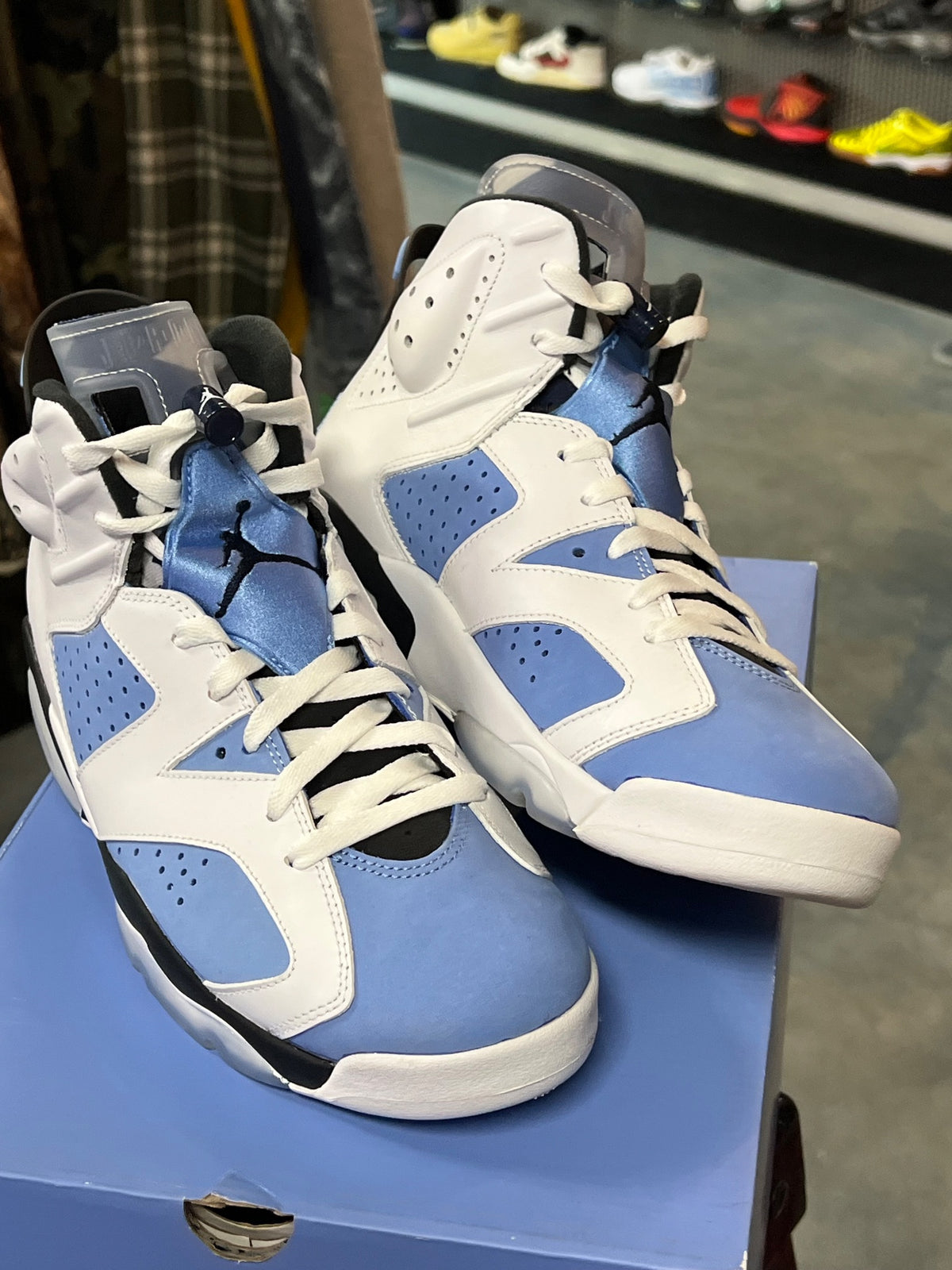 Jordan 6 Retro UNC White