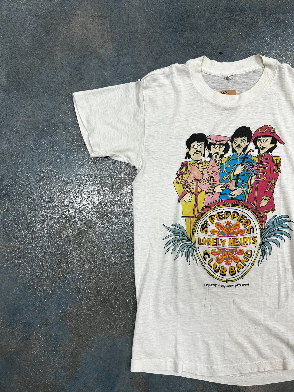 Vintage 80s The Beatles STG Peppers lonely Hearts Club Band White Tee