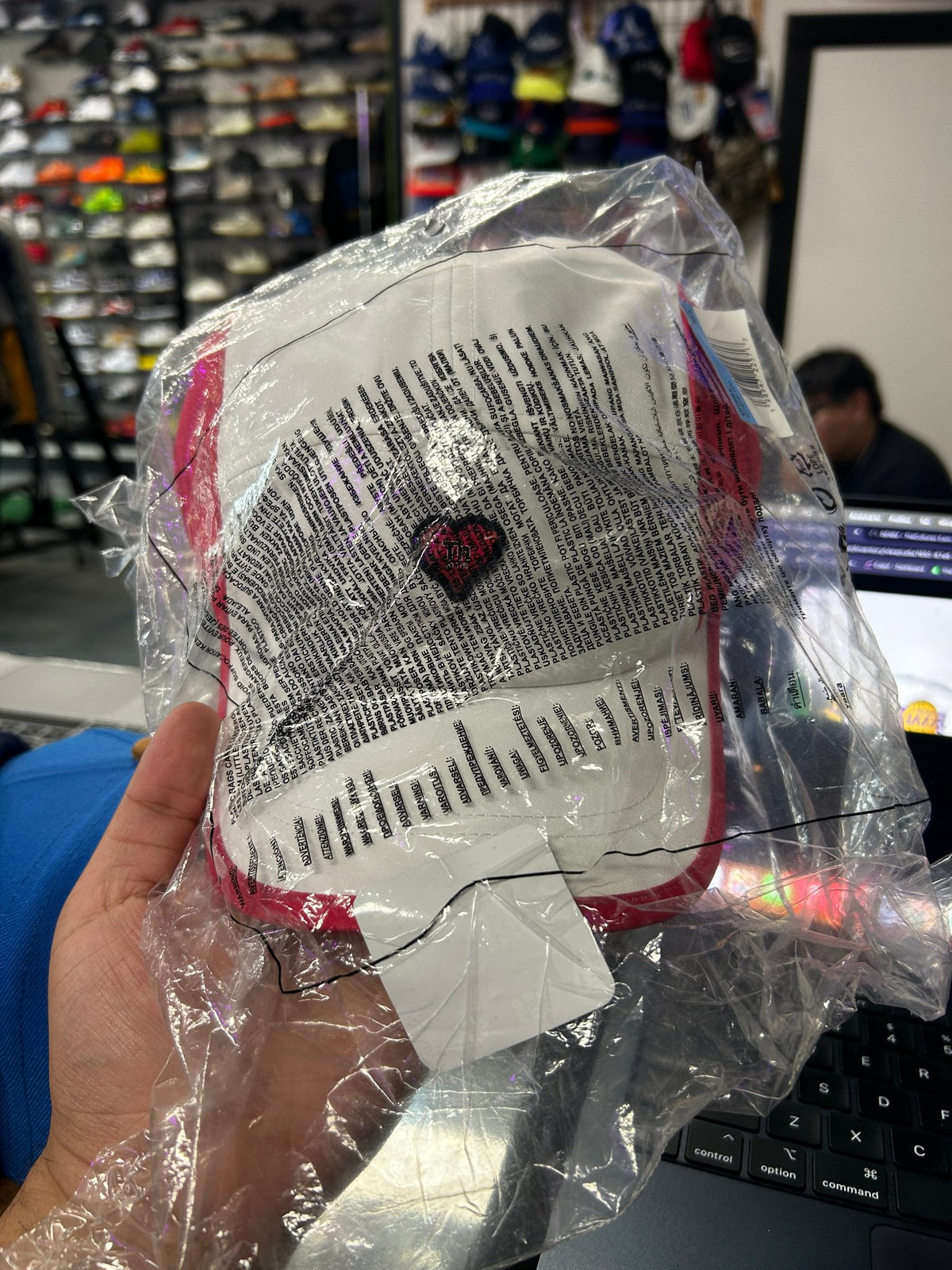 Nike x One Piece NRG Fly Cap AW84 Ope Ope Hat White Red Trafalgar Law M/L