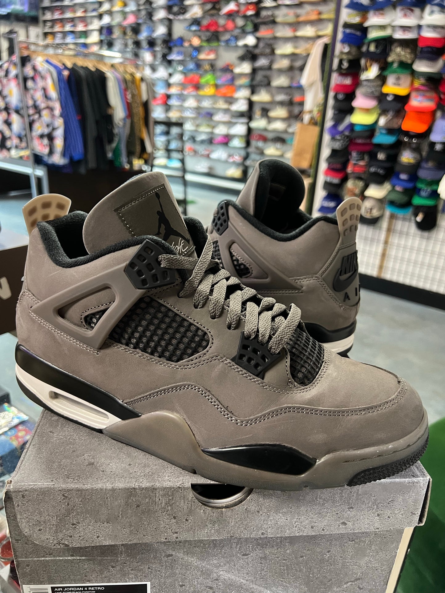 Jordan 4 Retro Cave Stone