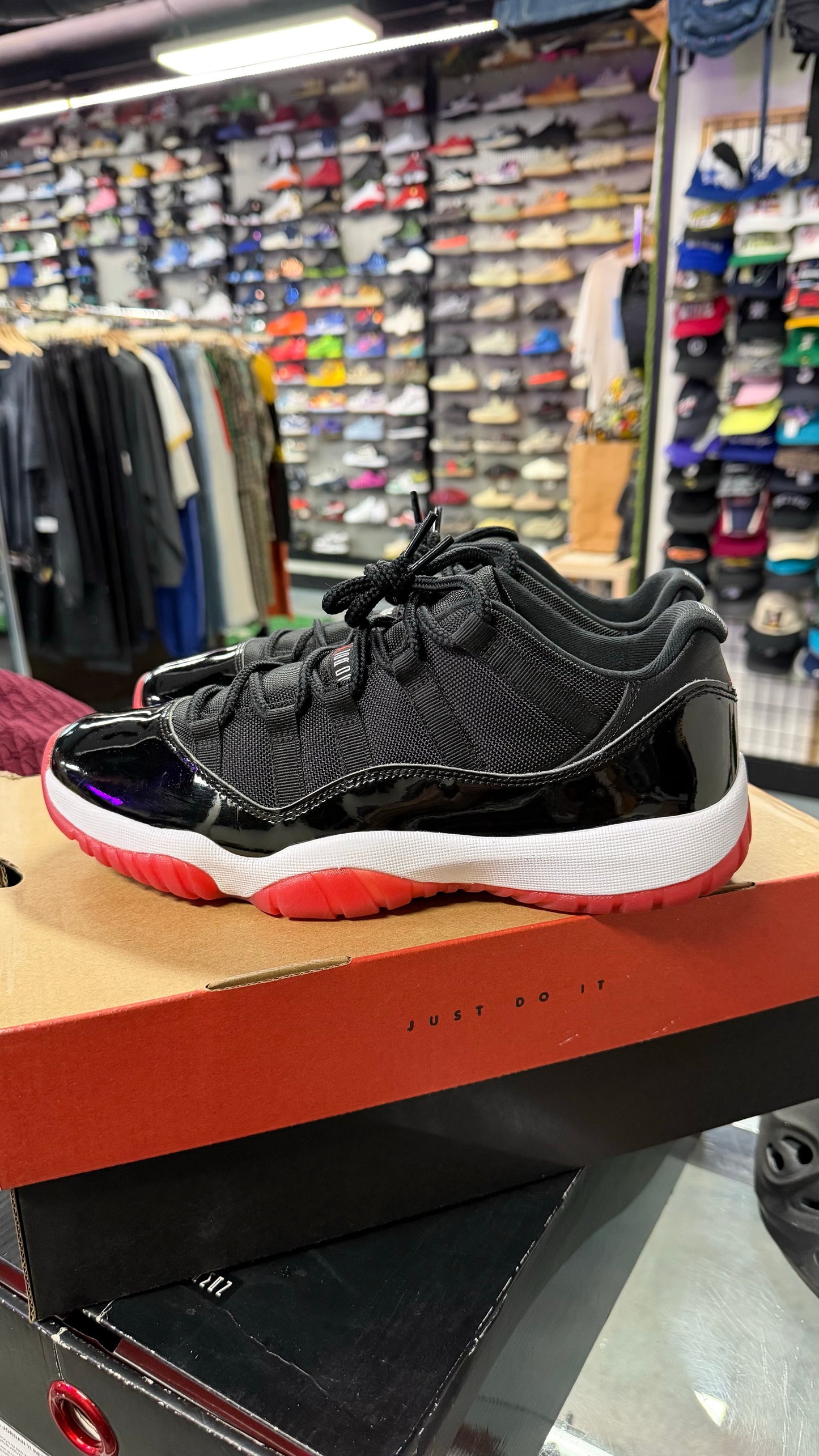 Jordan 11 Retro Low Bred (2025)