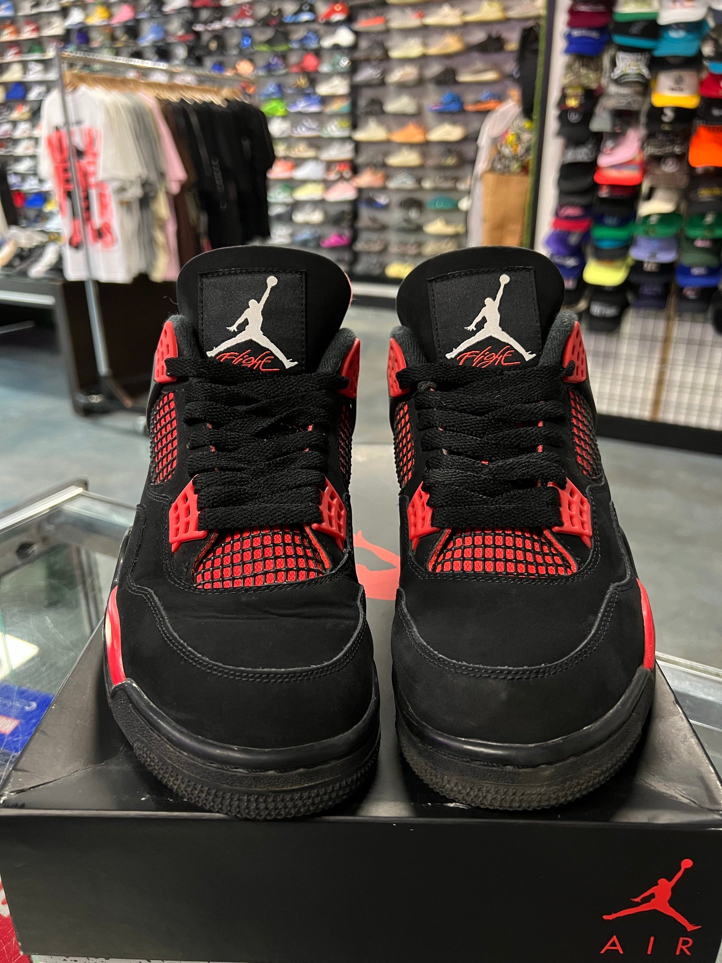 Jordan 4 Retro Red Thunder Pre Owned