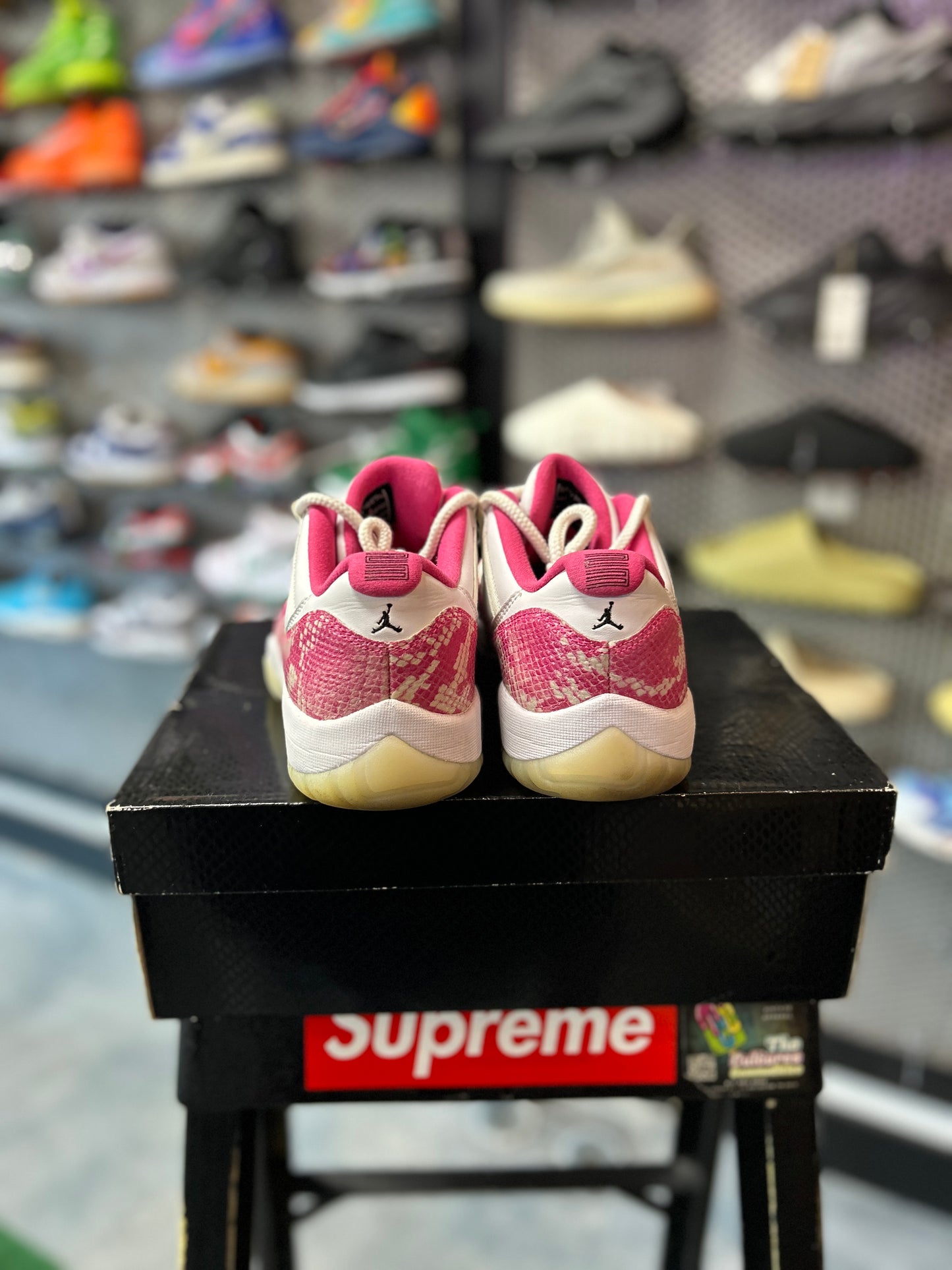 Jordan 11 Retro Low Pink Snakeskin (2019) (Women's)